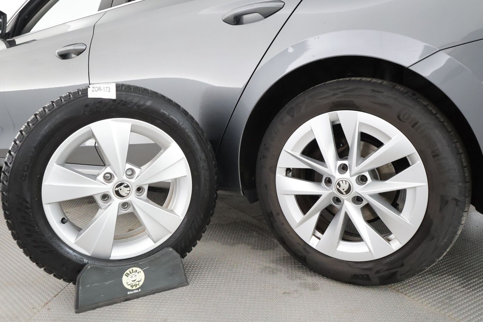 Skoda Octavia 2022 Combi 1.0 TSI Style eTEC DSG Autom. - | ACC | Koukku | Webasto | Matrix | Lane Assist | Side Assist | P.kamera | Keyless | Ambient Light | Lämm. ratti ja tuulilasi | 1-om suomiauto | Merkkihuollot | 