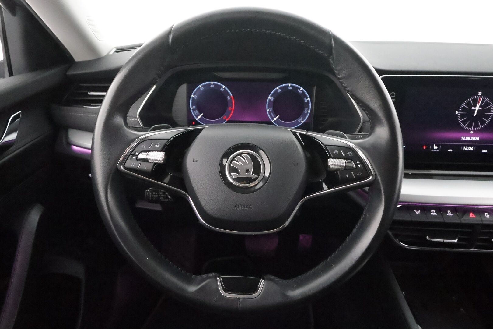 Skoda Octavia 2022 Combi 1.0 TSI Style eTEC DSG Autom. - | ACC | Koukku | Webasto | Matrix | Lane Assist | Side Assist | P.kamera | Keyless | Ambient Light | Lämm. ratti ja tuulilasi | 1-om suomiauto | Merkkihuollot | 