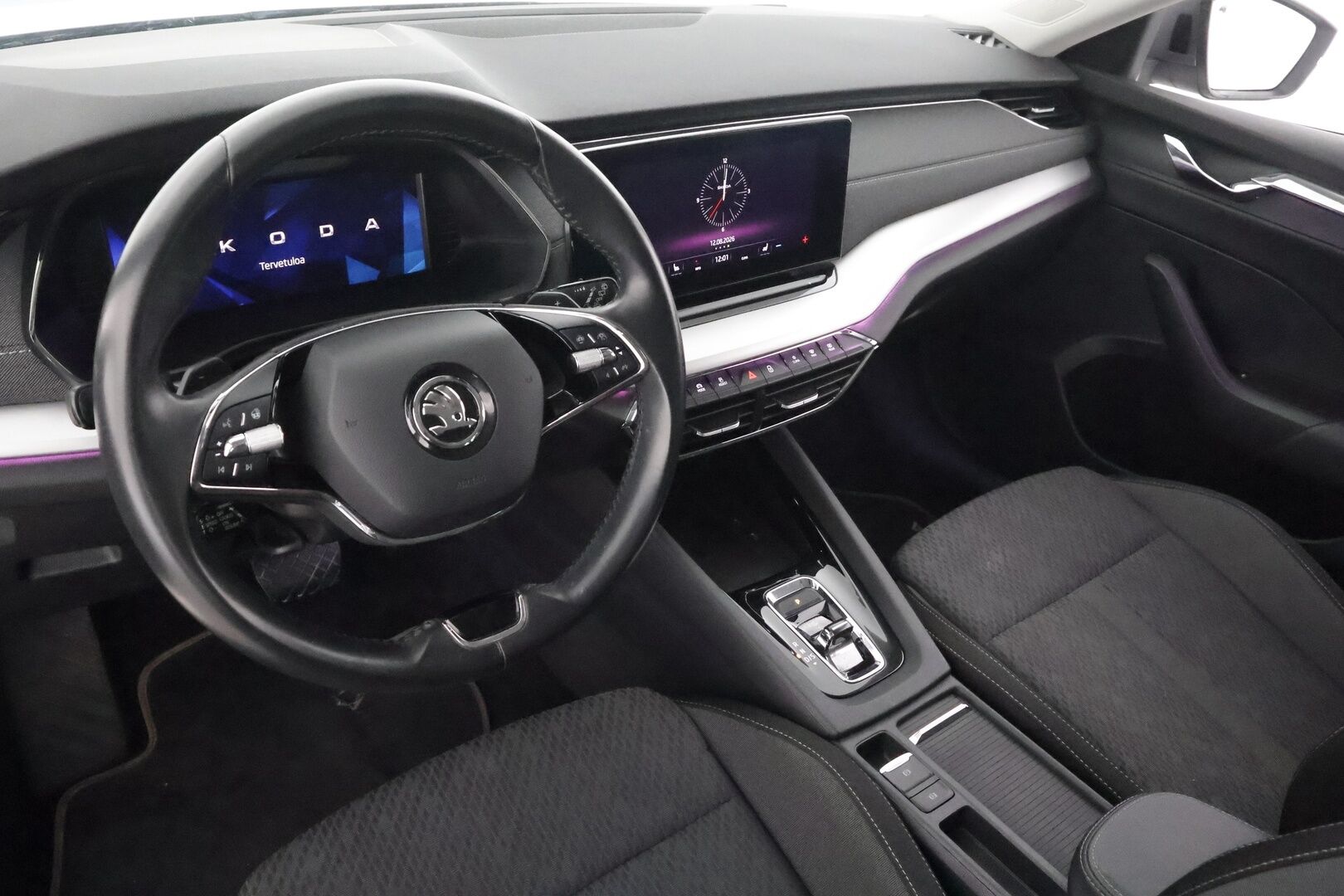Skoda Octavia 2022 Combi 1.0 TSI Style eTEC DSG Autom. - | ACC | Koukku | Webasto | Matrix | Lane Assist | Side Assist | P.kamera | Keyless | Ambient Light | Lämm. ratti ja tuulilasi | 1-om suomiauto | Merkkihuollot | 