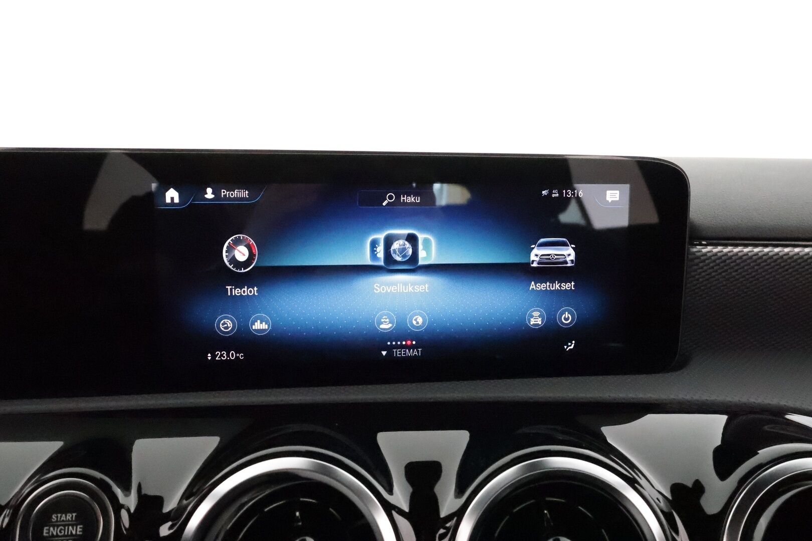 Mercedes-Benz A 2022 180 A Suomi Edition *LED-High Performance / P.Kamera / Puolinahat / Kaistavahti / Vakkari* - KATSO KAMPANJAHINTA! / 1-om Suomi-auto / Juuri huollettu / ALV - HULLUT JOULUT KORKOTARJOUS 2,49% 