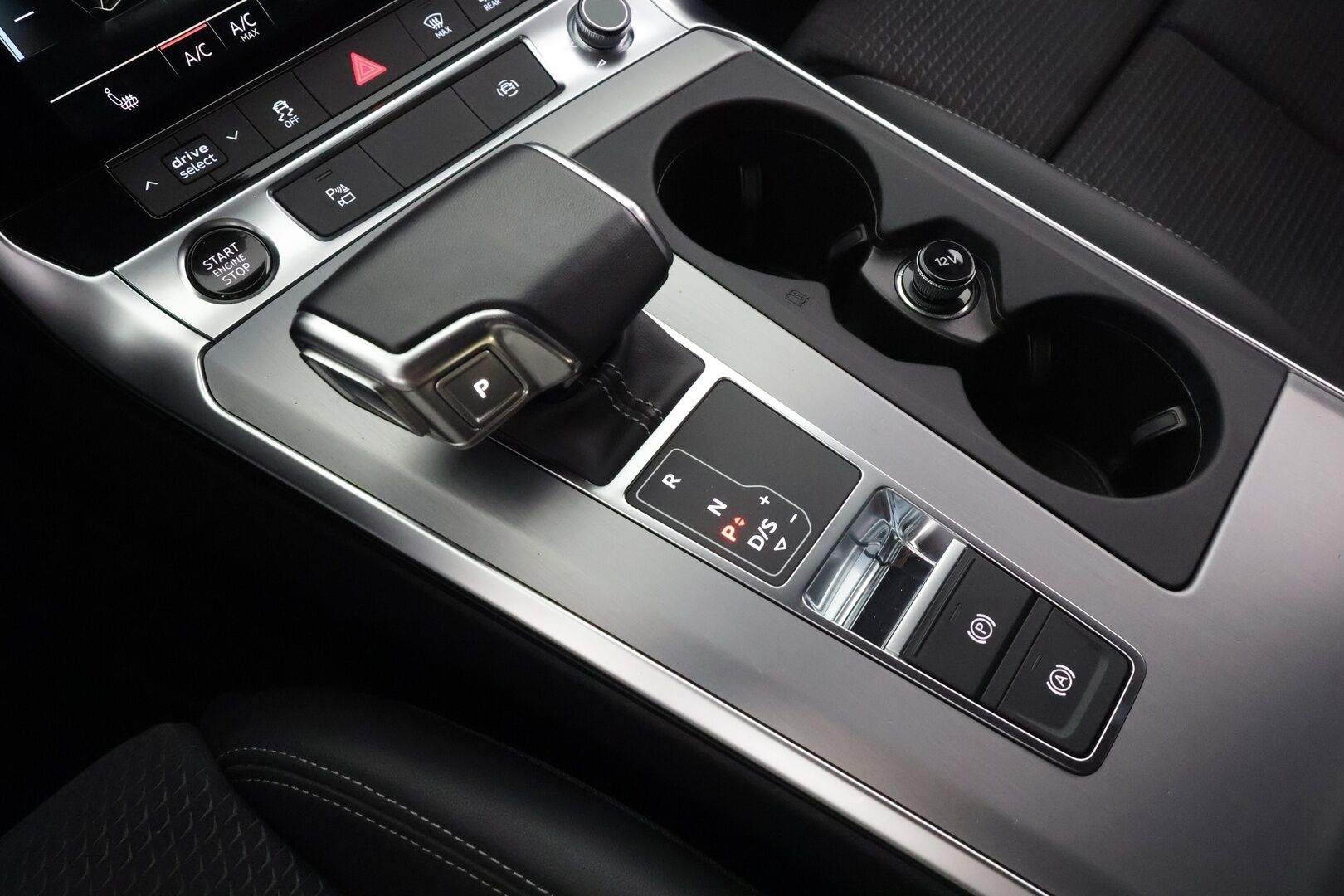 Audi A6 2022 Avant Business Sport 55 TFSI e quattro S-tronic Electrified Edition * ACC / Matrix / Koukku / P.Kamera / Muistipenkki * - 1-om Suomi-auto / Kahdet renkaat 