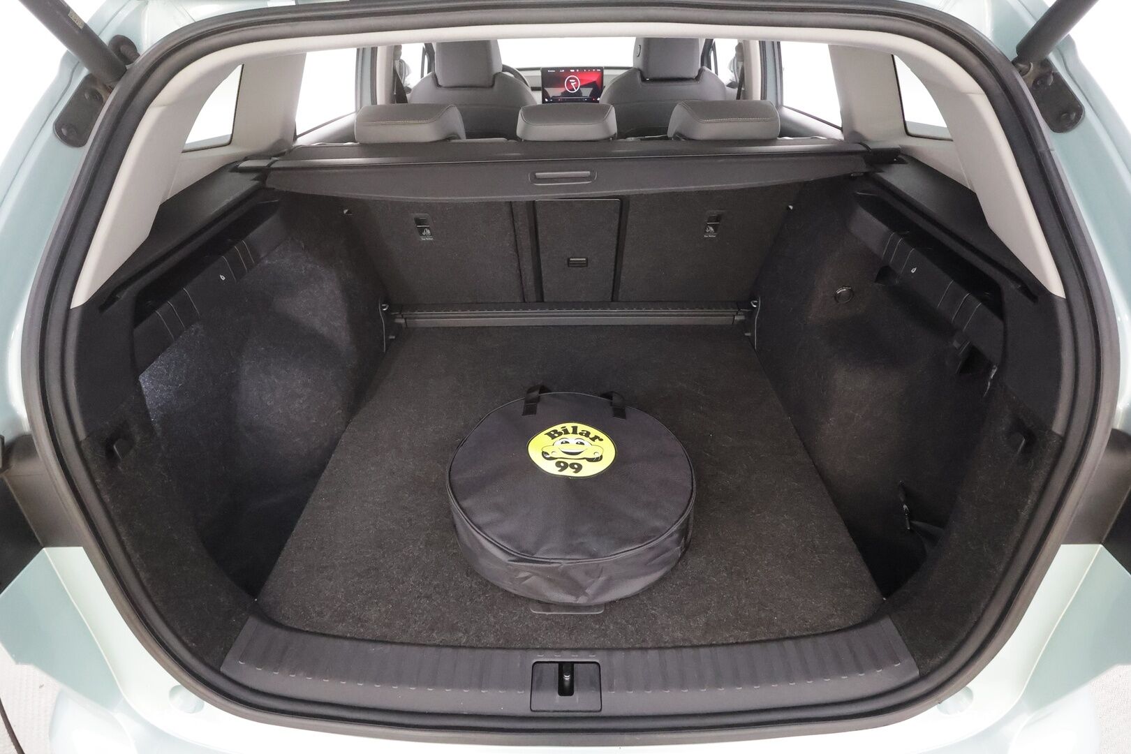 Skoda Enyaq 2022 80 iV - | ACC | ILP | 360-Kamera | Skoda Crystal Light | Puolinahat | Ratinlämmitys | Keyless | Apple&Android | 1.Om Suomi-auto | Kahdet Renkaat | Merkkihuollettu |