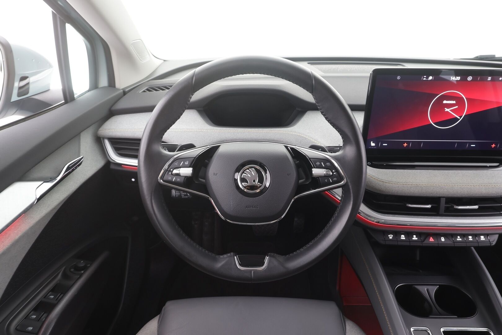 Skoda Enyaq 2022 80 iV - | ACC | ILP | 360-Kamera | Skoda Crystal Light | Puolinahat | Ratinlämmitys | Keyless | Apple&Android | 1.Om Suomi-auto | Kahdet Renkaat | Merkkihuollettu |