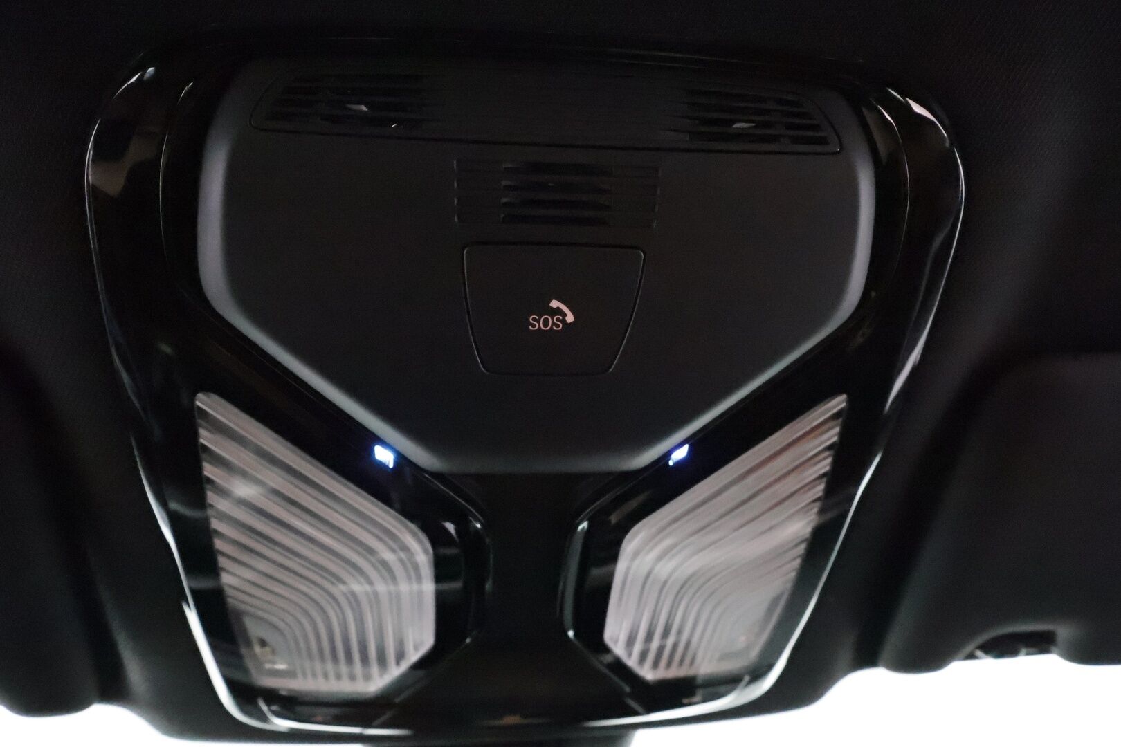 BMW I4 M50 2022 M50 Charged Plus M-Sport **Adapt. vakkari / Laser LED / Hifi / 360 Kamera / ComfortAccess / Koukku** - 3,99 % KORKOTARJOUS TÄHÄN AUTOON -  1-om. Suomi-auto / Akku kuntotarkastettu / Kahdet renkaat 