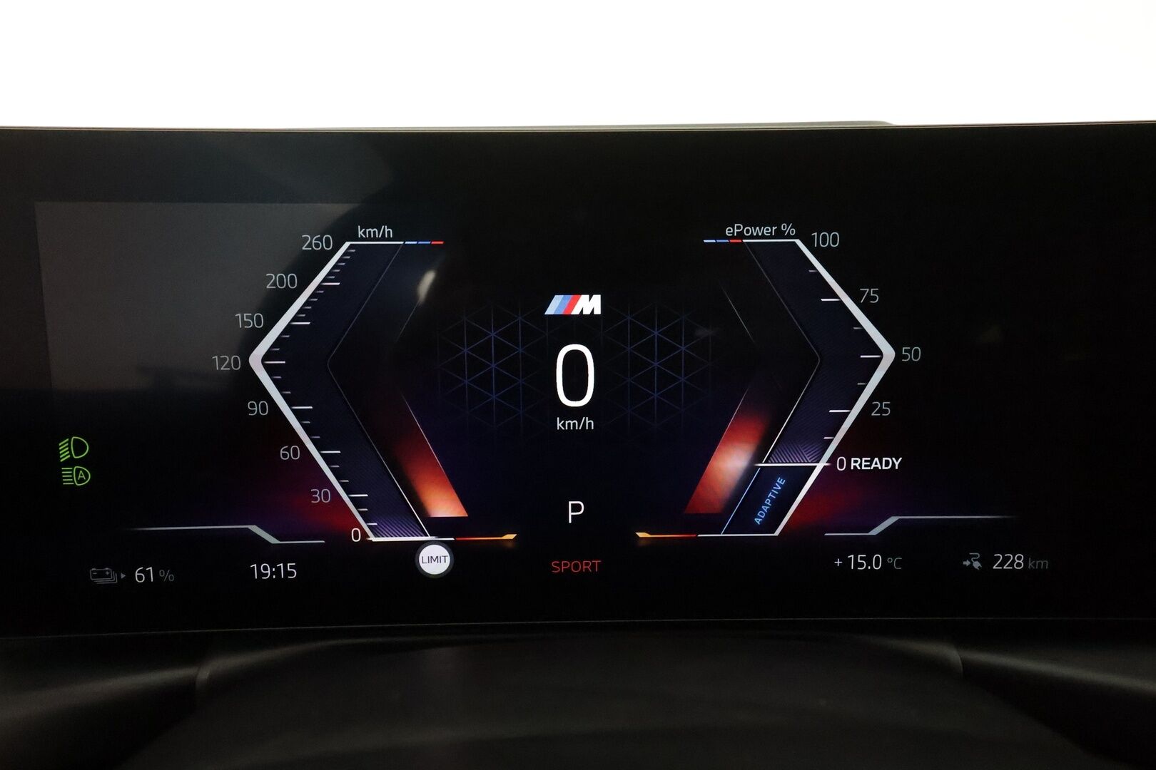BMW I4 M50 2022 M50 Charged Plus M-Sport **Adapt. vakkari / Laser LED / Hifi / 360 Kamera / ComfortAccess / Koukku** - 3,99 % KORKOTARJOUS TÄHÄN AUTOON -  1-om. Suomi-auto / Akku kuntotarkastettu / Kahdet renkaat 