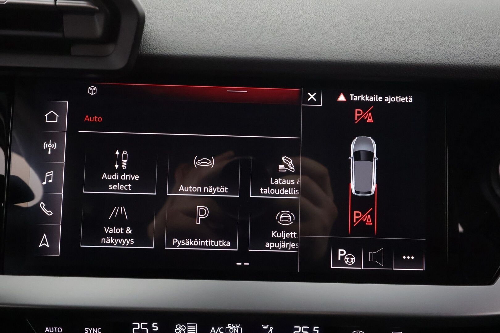 Audi A3 2023 Sportback Progress 40 TFSI e 150kW S tronic * ACC / P.tutkat / Sporttipenkit / KeylessGo / Digimittaristo * - 1.Om Suomi-auto / Kahdet renkaat aluvanteilla / Merkkihuollettu