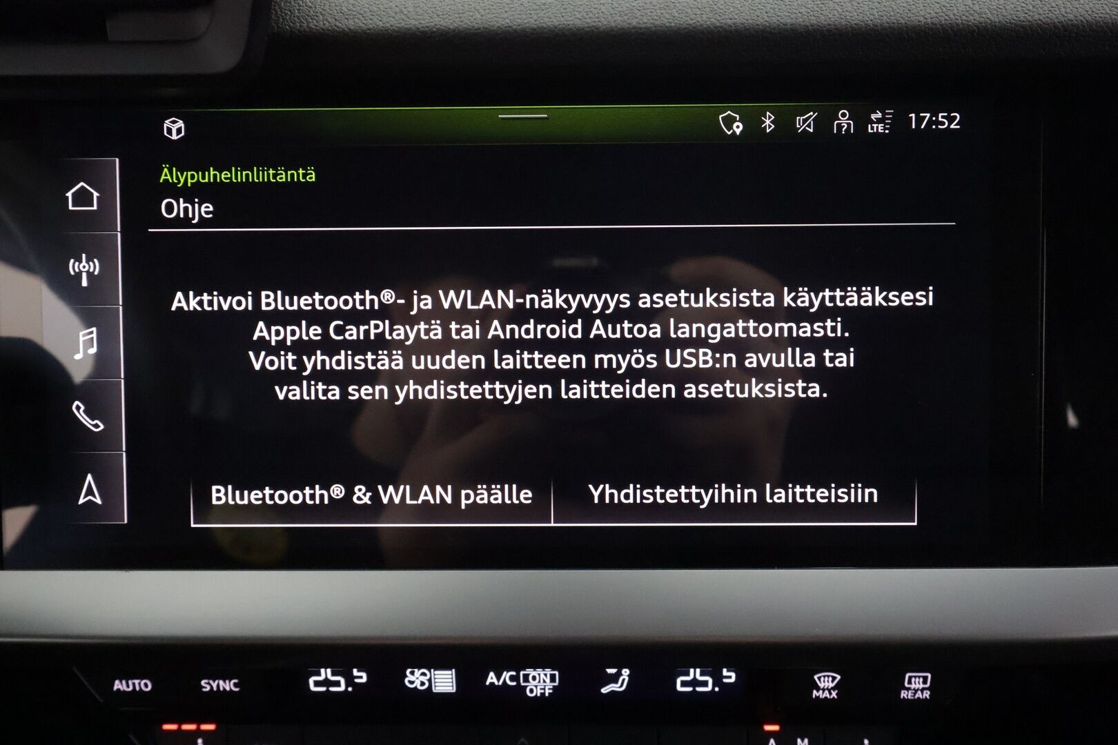 Audi A3 2023 Sportback Progress 40 TFSI e 150kW S tronic * ACC / P.tutkat / Sporttipenkit / KeylessGo / Digimittaristo * - 1.Om Suomi-auto / Kahdet renkaat aluvanteilla / Merkkihuollettu