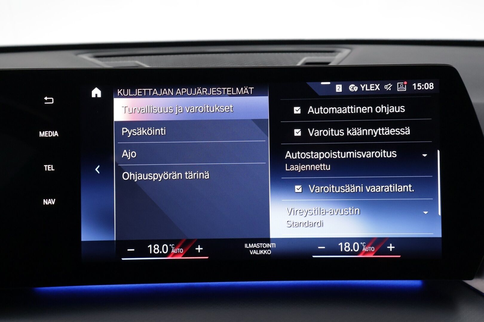 BMW X1 2023 U11 30e xDrive Charged Edition M Sport - | ACC | Lisälämmitin | Widescreen | Sporttinahat | P.Kamera | Ratinlämmitys | Adaptiivinen alusta | Apple&Android | Suomi-auto | Kahdet Renkaat |