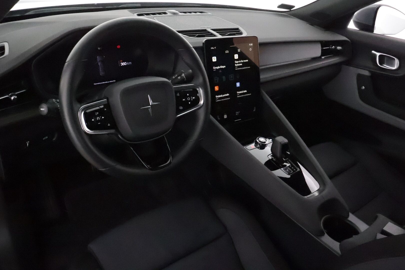 Polestar 2 2021 Launch Edition, 300kW, 78kWh *ACC / H&K / 360° / Lasikatto / Pixel LED / Muistipenkki / Navi / BLIS / Sporttipenkit* - Kahdet renkaat aluvanteilla / Merkkihuollettu