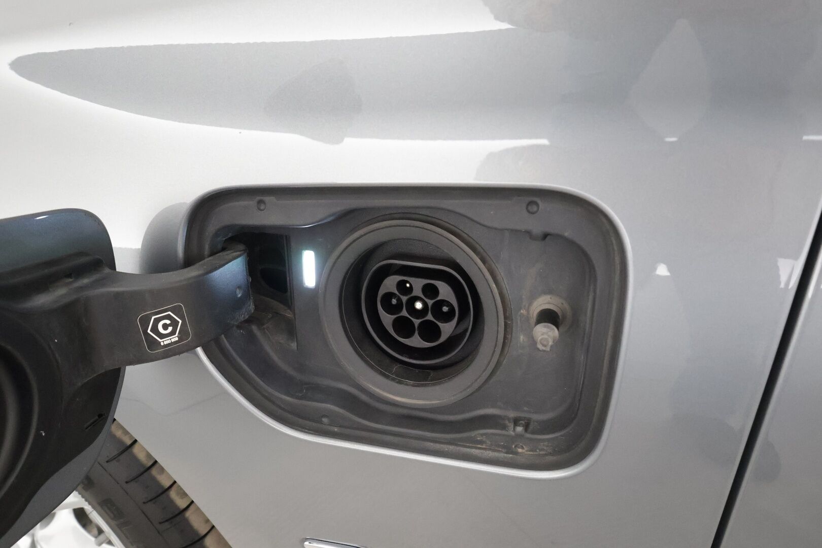 BMW 530 2023 G30 Sedan 530e xDrive A Charged Edition * Vakkari / Comfort access / Kattoluukku / Osasähköt / P.kamera / Sporttinahat * - 1.Om Suomi-auto / Merkkihuolto / Kahdet Renkaat - HULLUT AVAJAISHULINAT KORKOTARJOUS 3,29 %