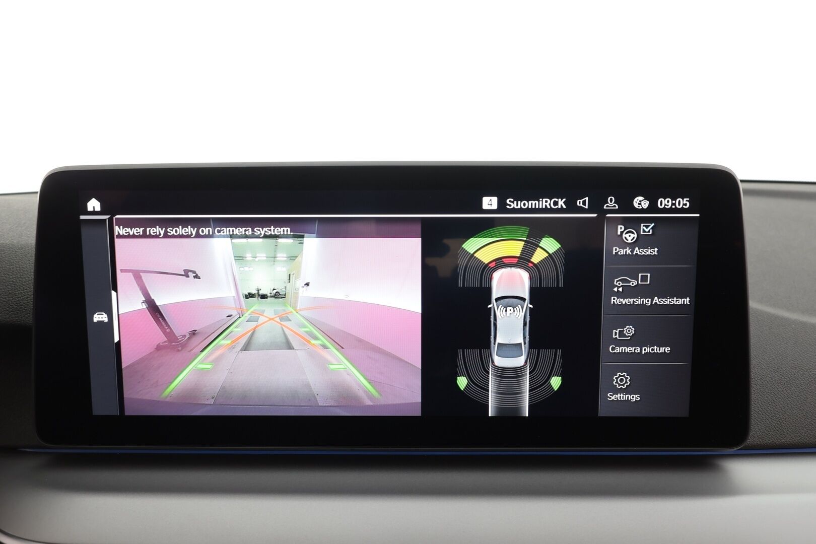 BMW 530 2023 G30 Sedan 530e xDrive A Charged Edition * Vakkari / Comfort access / Kattoluukku / Osasähköt / P.kamera / Sporttinahat * - 1.Om Suomi-auto / Merkkihuolto / Kahdet Renkaat - HULLUT AVAJAISHULINAT KORKOTARJOUS 3,29 %