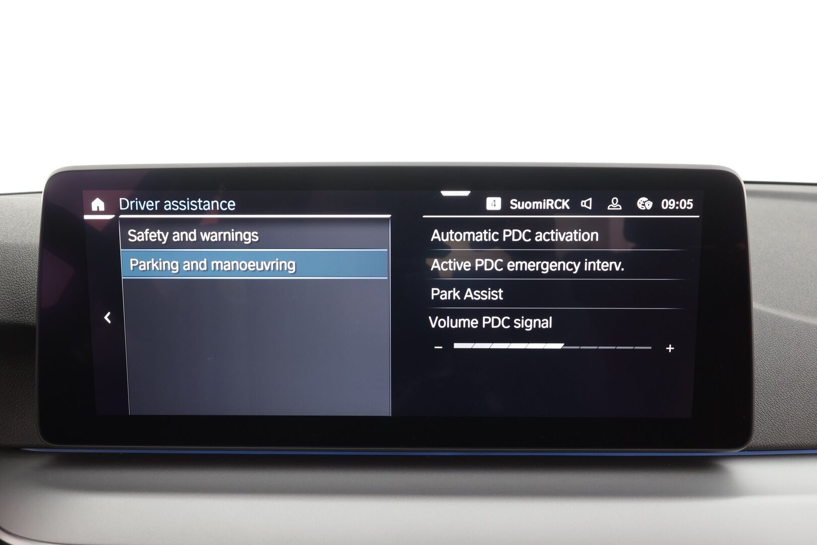 BMW 530 2023 G30 Sedan 530e xDrive A Charged Edition * Vakkari / Comfort access / Kattoluukku / Osasähköt / P.kamera / Sporttinahat * - 1.Om Suomi-auto / Merkkihuolto / Kahdet Renkaat - HULLUT AVAJAISHULINAT KORKOTARJOUS 3,29 %