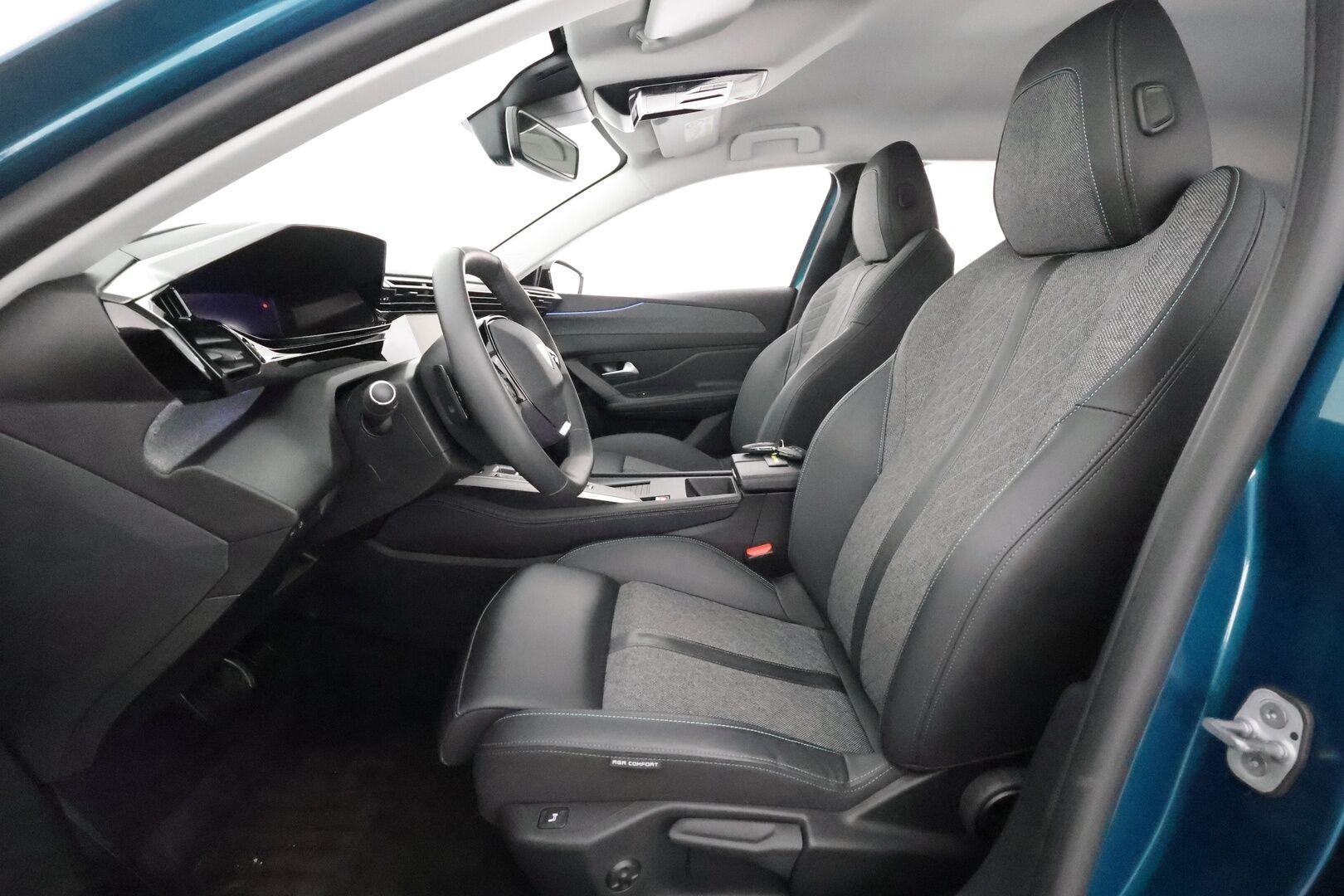 Peugeot 408 2023 Allure Pack Hybrid 225 EAT8-autm. ** 1-Om Suomi auto / Adapt.vakkari / P.kamera / Akku kuntotarkastettu / Keyless - 3,99 % KORKOTARJOUS TÄHÄN AUTOON - Apple&Android / 2x renkaat / Sporttipenkit / Navi / Digimittaristo