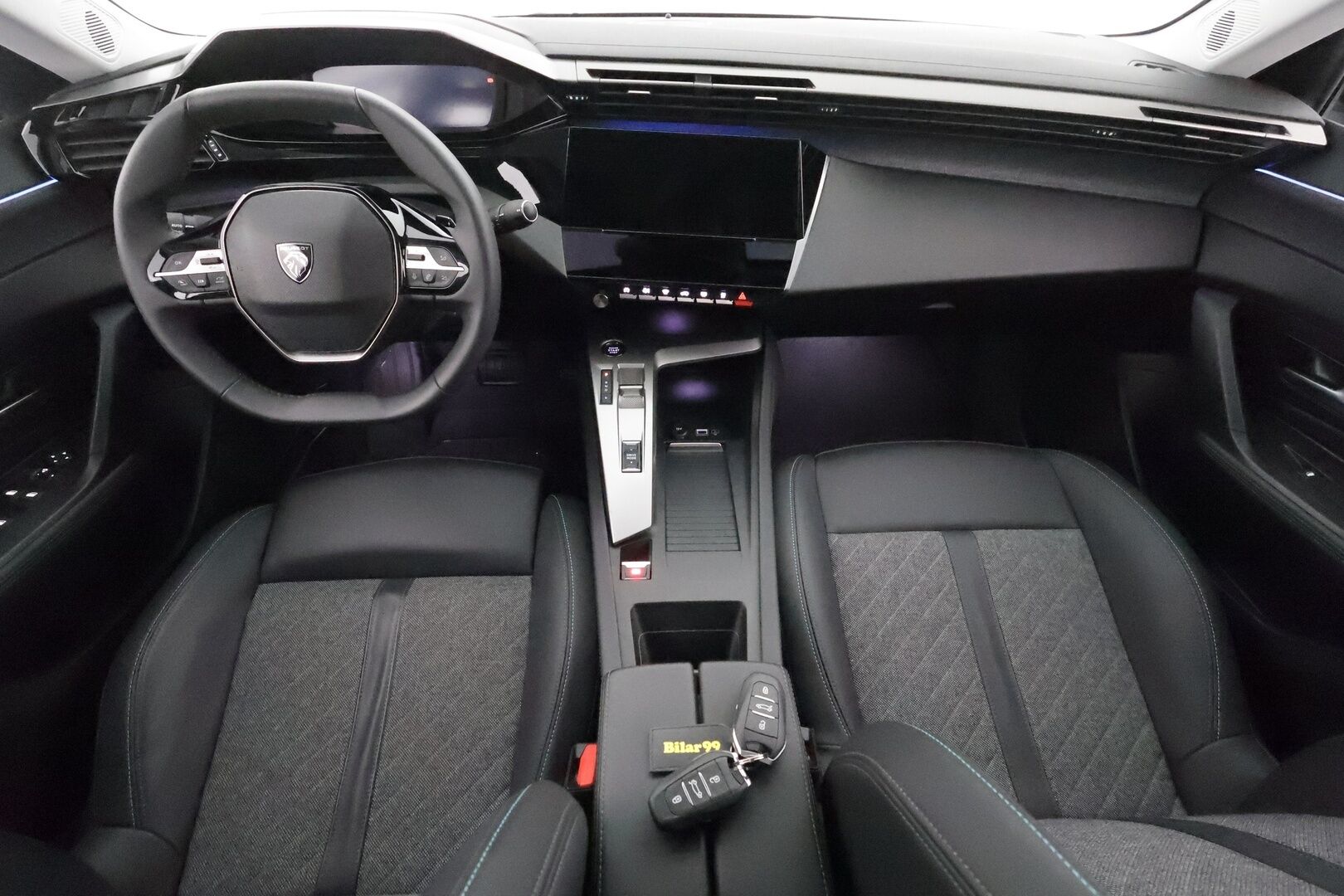 Peugeot 408 2023 Allure Pack Hybrid 225 EAT8-autm. ** 1-Om Suomi auto / Adapt.vakkari / P.kamera / Akku kuntotarkastettu / Keyless - 3,99 % KORKOTARJOUS TÄHÄN AUTOON - Apple&Android / 2x renkaat / Sporttipenkit / Navi / Digimittaristo