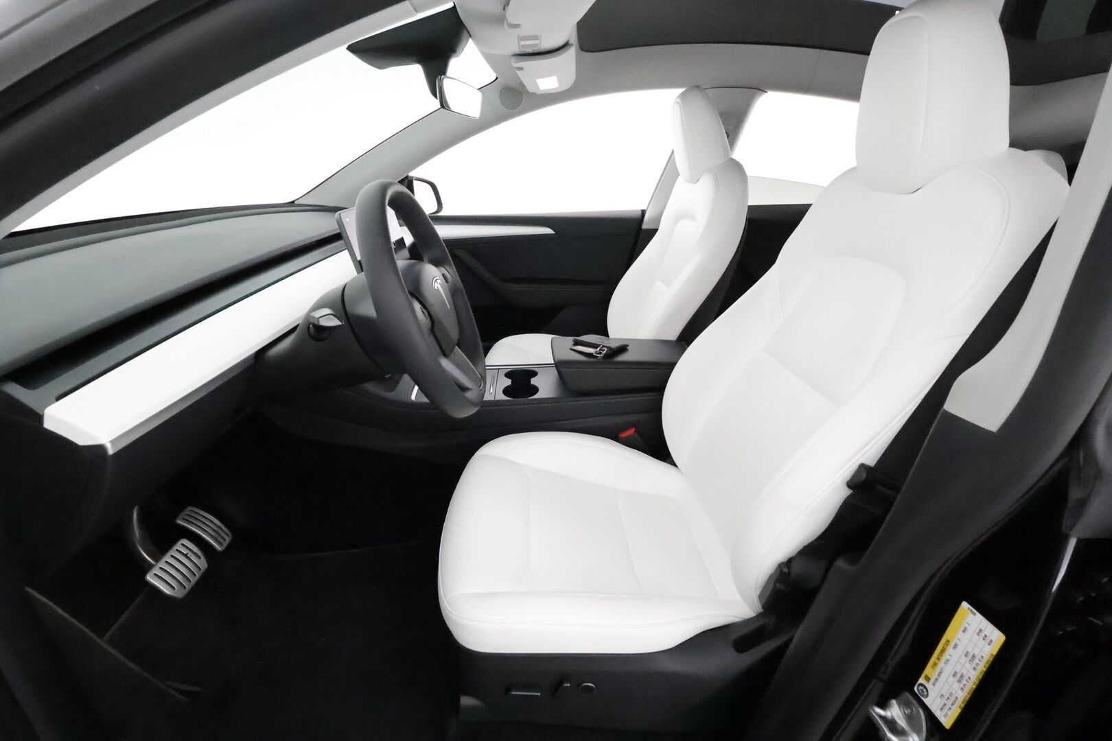 Tesla Model Y 2023 Performance **Lasikatto / Lämpöpumppu / Adapt.Vakkari / Matrix-LED / P.Kamera / Muistipenkki / Navi / KeylessGO** - Suomi-auto / 2x Latauskaapelit