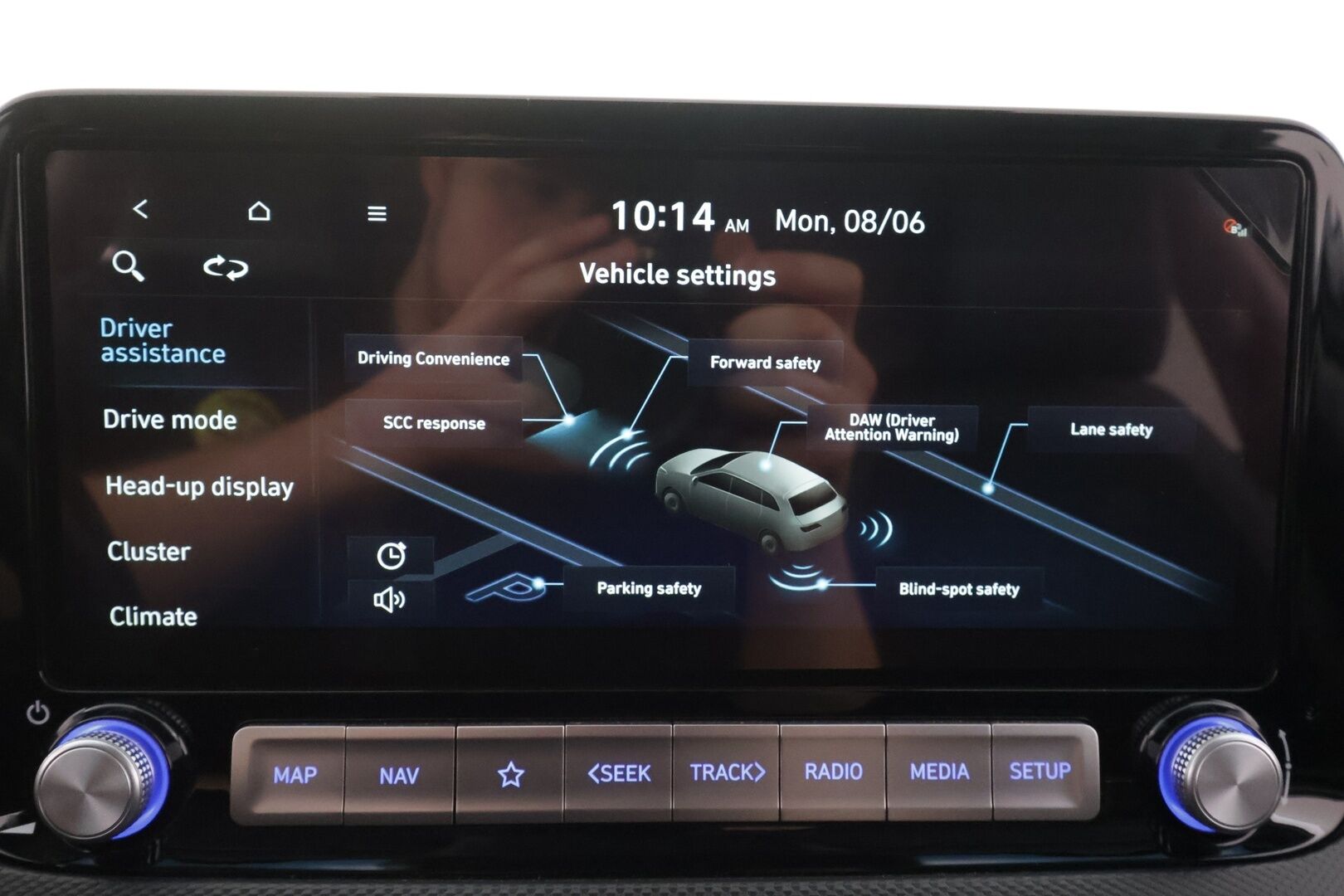 Hyundai KONA 2023 electric 64 kWh 204 hv Style MY21 - | ACC | ILP | HUD | Krell | Sähköpenkit | P.kamera | Digimittaristo | Lämm. ratti | LED | HDA | BSM | 1-om suomiauto | ALV | 