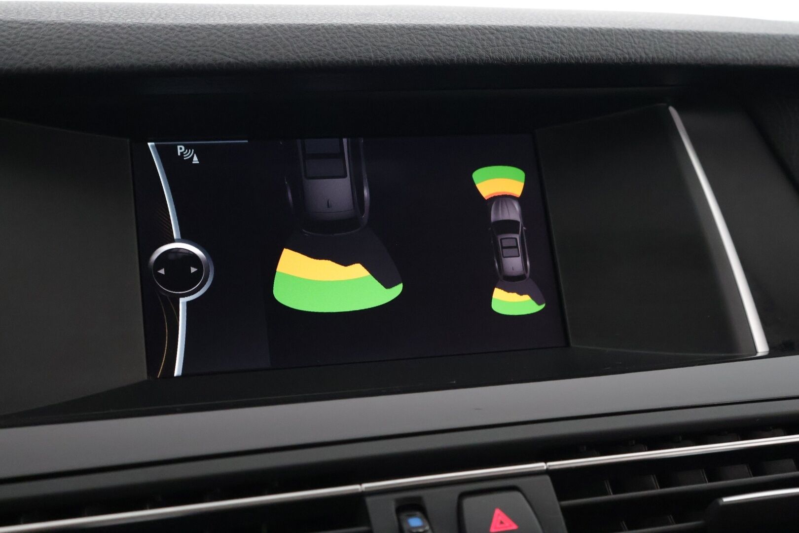 BMW 520 2014 F11 Touring 520d A xDrive Business *Konjakki Sporttinahat / HiFi / Lämmitettävä M-Ratti / Koukku / Tutkat* - *2x Renkaat ja vanteet / Lohko* - HULLUT JOULUT KORKOTARJOUS 2,49% 