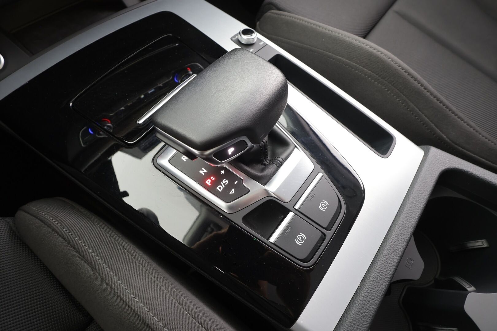 Audi Q5 2023 Progress 50 TFSI e 220 kW quattro S tronic - | Facelift | ACC | Digimittaristo | Sporttipenkit | P.kamera | Lane-assist | Lämm. ratti | Audi sound system | 1-om suomi auto | 