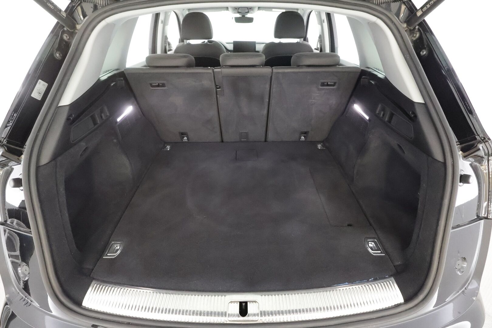 Audi Q5 2023 Progress 50 TFSI e 220 kW quattro S tronic - | Facelift | ACC | Digimittaristo | Sporttipenkit | P.kamera | Lane-assist | Lämm. ratti | Audi sound system | 1-om suomi auto | 