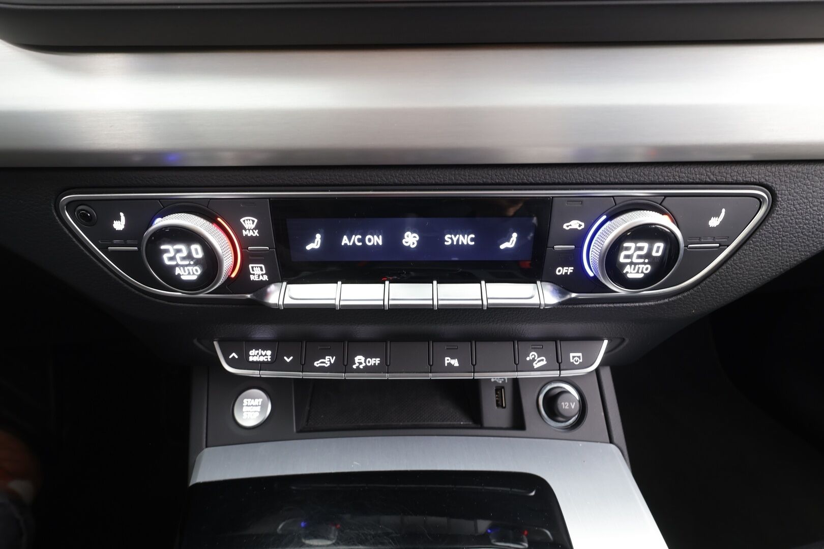 Audi Q5 2023 Progress 50 TFSI e 220 kW quattro S tronic - | Facelift | ACC | Digimittaristo | Sporttipenkit | P.kamera | Lane-assist | Lämm. ratti | Audi sound system | 1-om suomi auto | 