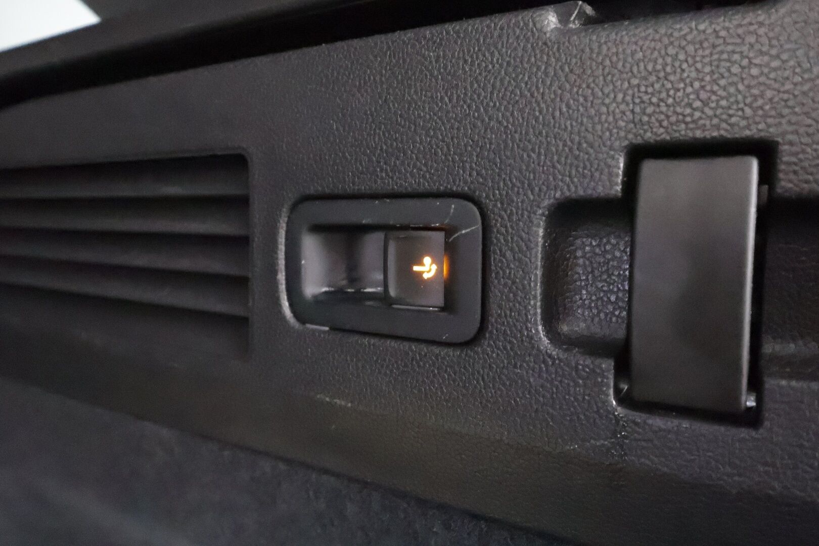 Volkswagen Arteon 2023 Shooting Brake R-Line Business eHybrid 160 kW DSG * ACC / HUD / Digimittari / P.kamera / Webasto / Koukku / LED / Navi * - 1.Om Suomi-auto / Akku kuntotarkastettu SoH 97,3% / Kahdet renkaat aluvanteilla / Merkkihuollettu - HULLUT AVAJAISHULINAT KORKOTARJOUS 3,29 %