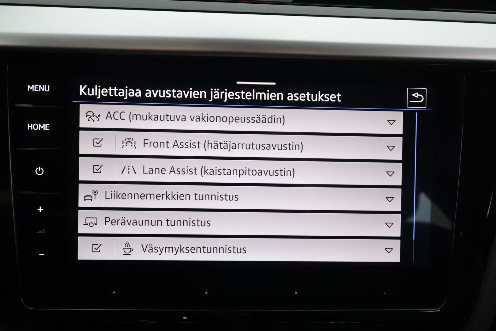 Volkswagen Arteon 2023 Shooting Brake R-Line Business eHybrid 160 kW DSG - | ACC | HUD | Digimittari | P.kamera | Webasto | Koukku | LED | Navi | 1.Om Suomi-auto | Akku kuntotarkastettu SoH 97,3% | Kahdet renkaat aluvanteilla | Merkkihuollettu |