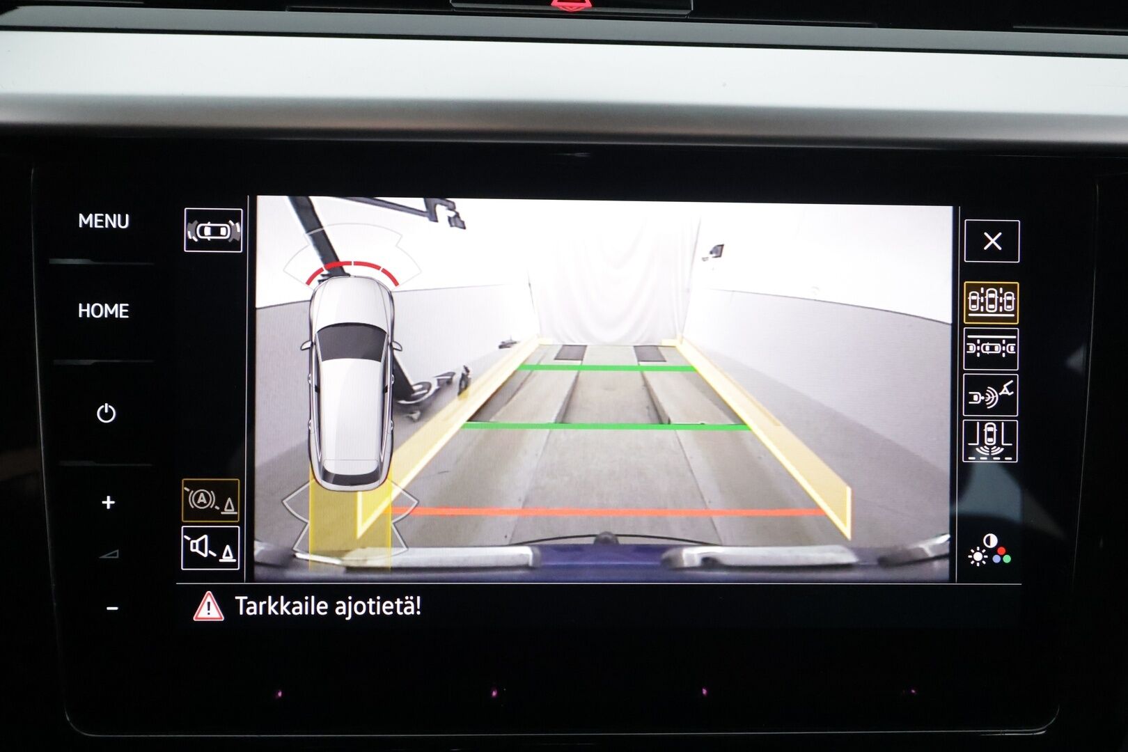 Volkswagen Arteon 2023 Shooting Brake R-Line Business eHybrid 160 kW DSG * ACC / HUD / P.kamera / Webasto / Koukku / Adapt.LED / Navi * - 1.Om Suomi-auto / Akku kuntotarkastettu SoH 97,3% / Kahdet renkaat aluvanteilla / Merkkihuollettu