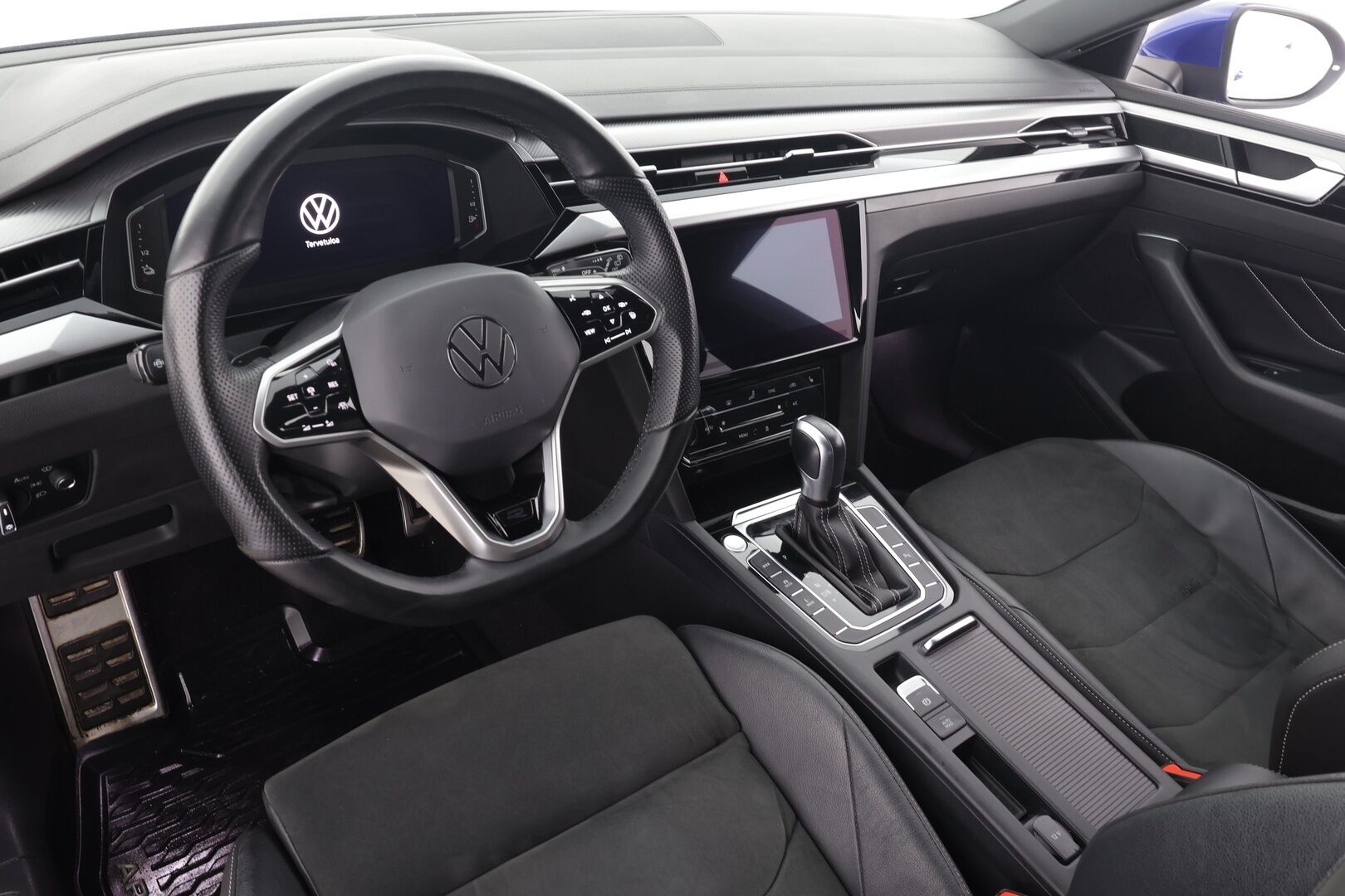 Volkswagen Arteon 2023 Shooting Brake R-Line Business eHybrid 160 kW DSG - | ACC | HUD | Digimittari | P.kamera | Webasto | Koukku | LED | Navi | 1.Om Suomi-auto | Akku kuntotarkastettu SoH 97,3% | Kahdet renkaat aluvanteilla | Merkkihuollettu |