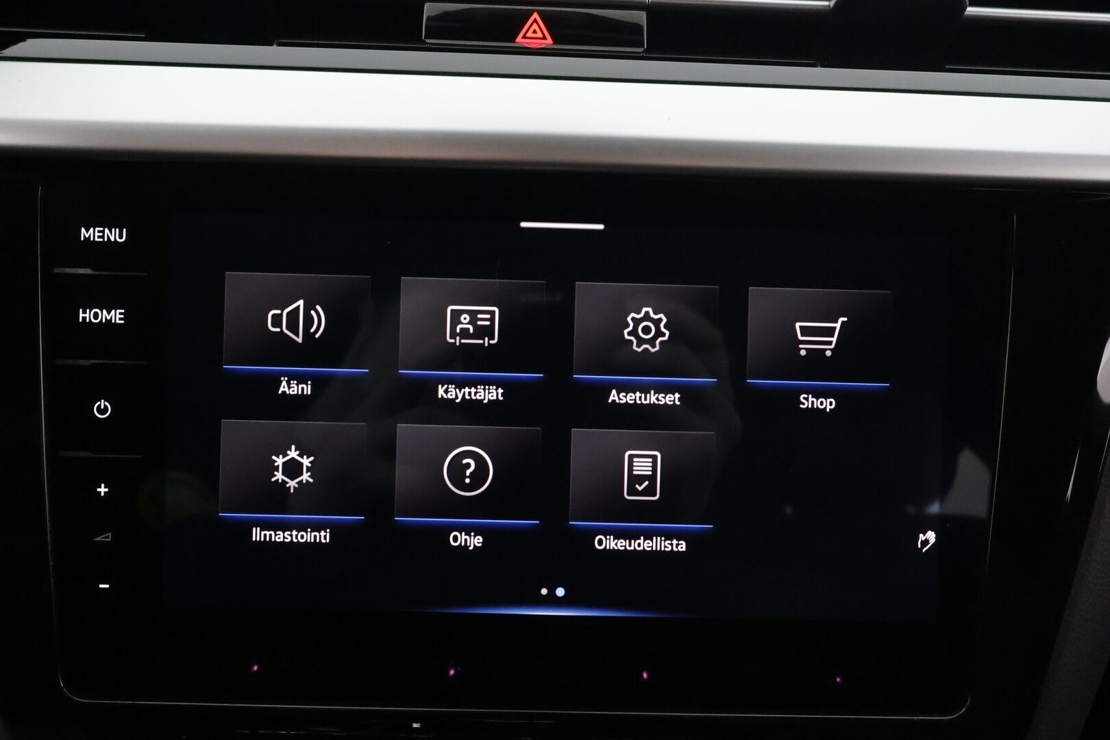 Volkswagen Arteon 2023 Shooting Brake R-Line Business eHybrid 160 kW DSG * ACC / HUD / P.kamera / Webasto / Koukku / Adapt.LED / Navi * - 1.Om Suomi-auto / Akku kuntotarkastettu SoH 97,3% / Kahdet renkaat aluvanteilla / Merkkihuollettu