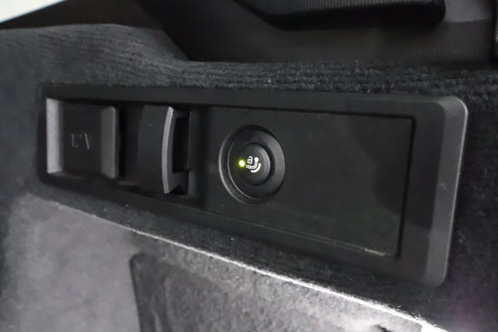 BMW 330 2023 G21 Touring 330e xDrive A Charged Edition * Vakkari / Lisälämmitin / Koukku / P.kamera / Sporttinahat / LED *