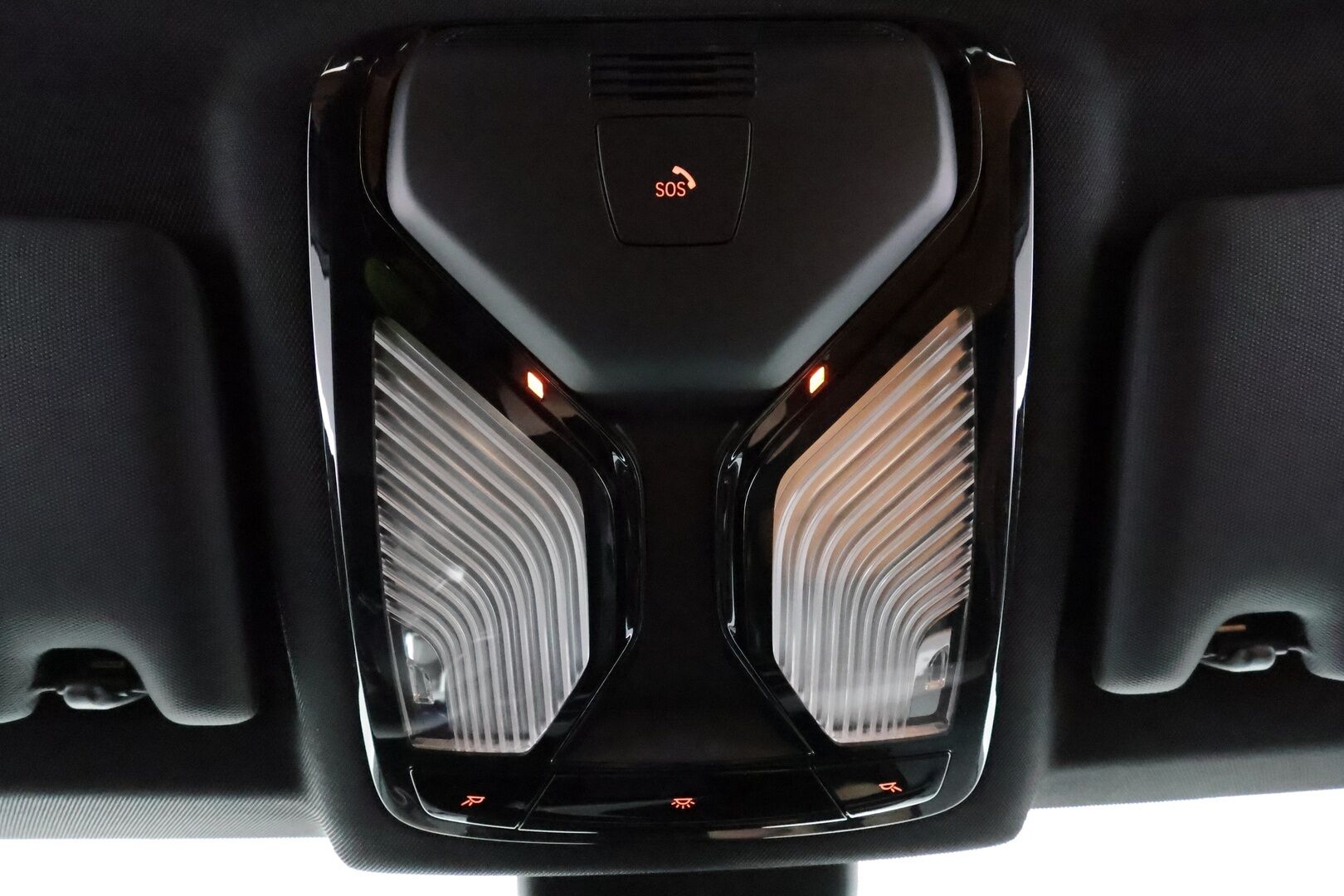 BMW 330 2023 G21 Touring 330e xDrive A Charged Edition * Nahkasisusta / Widescreen / Koukku / P.kamera / Sporttipenkit / LED * - 2X Renkaat & Vanteet - HULLUT AVAJAISHULINAT KORKOTARJOUS 3,29 %