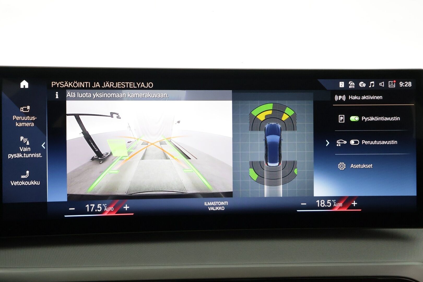 BMW 330 2023 G21 Touring 330e xDrive A Charged Edition * Vakkari / Lisälämmitin / Koukku / P.kamera / Sporttinahat / LED *