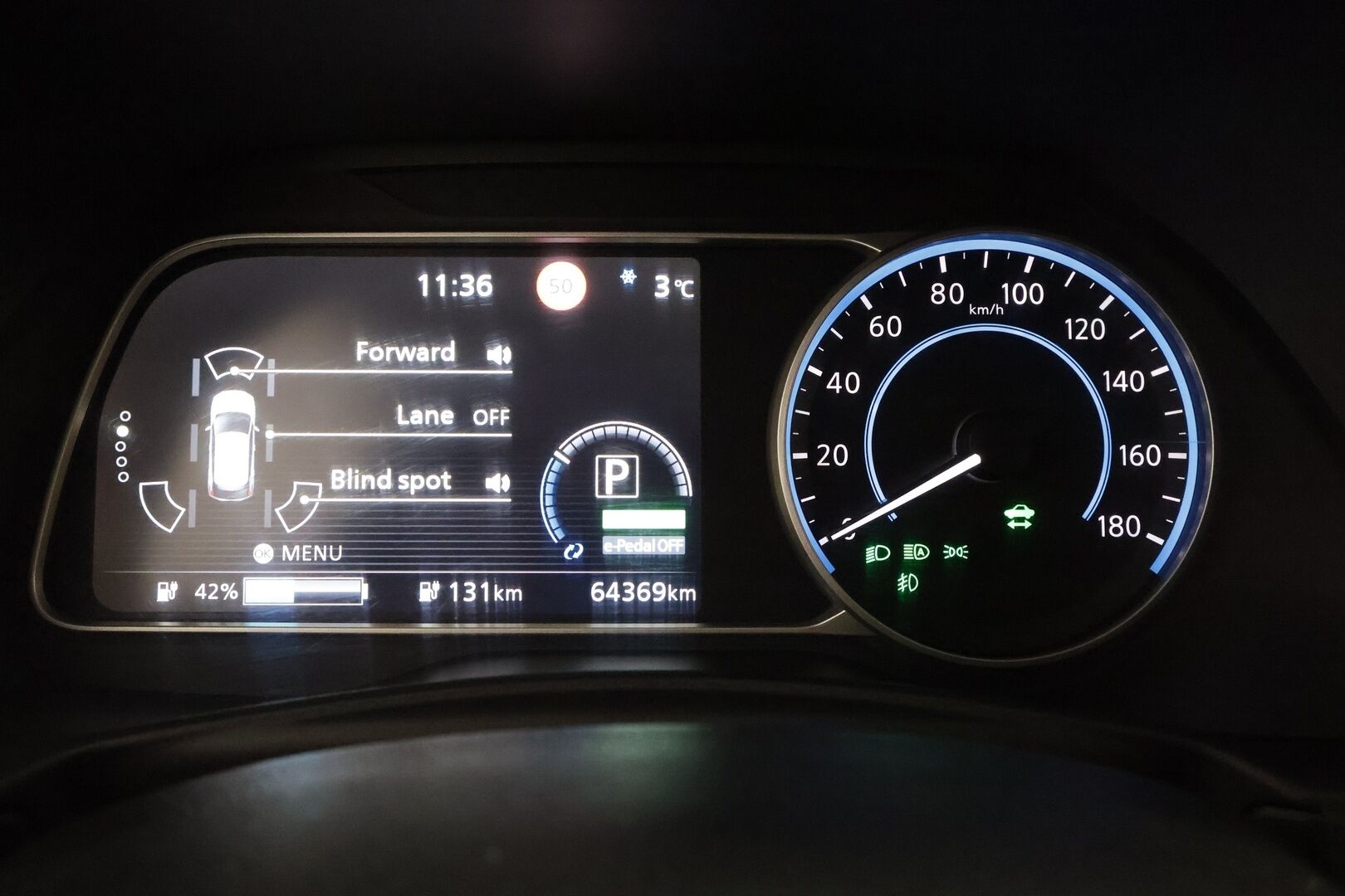 Nissan Leaf 2023 62kWh N-Connecta *ALV* 1-Om Suomi auto / Facelift / Adapt.vakkari / 360 kamera / Akku kuntotarkastettu / Keyless / Apple&android