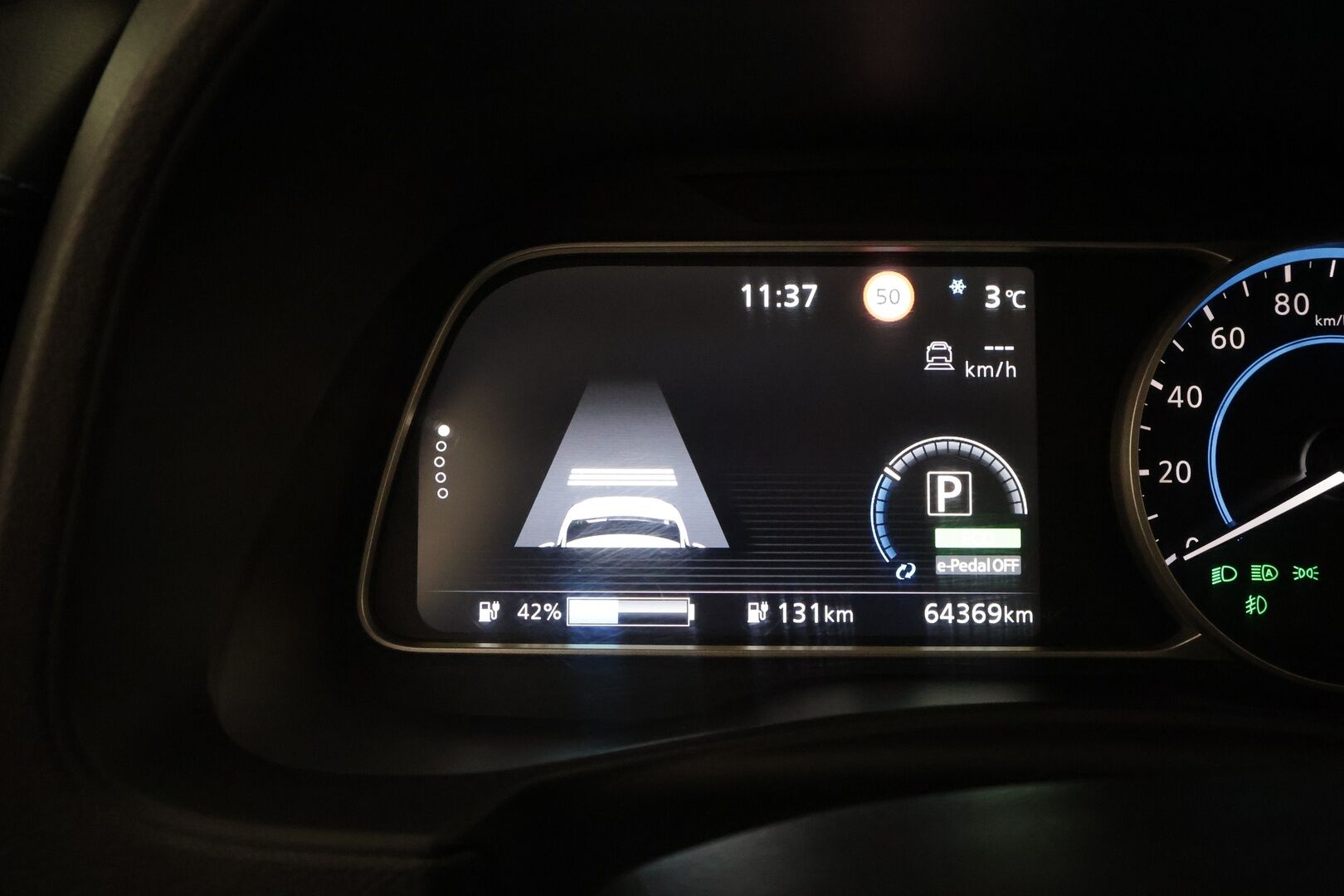 Nissan Leaf 2023 62kWh N-Connecta *ALV* 1-Om Suomi auto / Facelift / Adapt.vakkari / 360 kamera / Akku kuntotarkastettu / Keyless / Apple&android