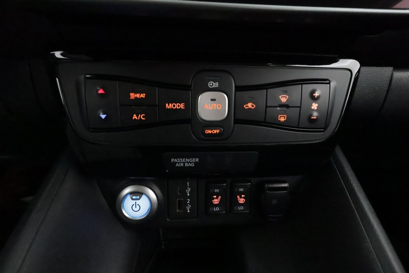 Nissan Leaf 2023 e+ N-Connecta 62 kWh - 1Om Suomiauto / Adapt.Vakkari / 360-Kamera / KeylessGo / Navi / BLIS / Merkkihuollot / LED / Ratinlämmitys / 2x Hyvät renkaat aluvantein!