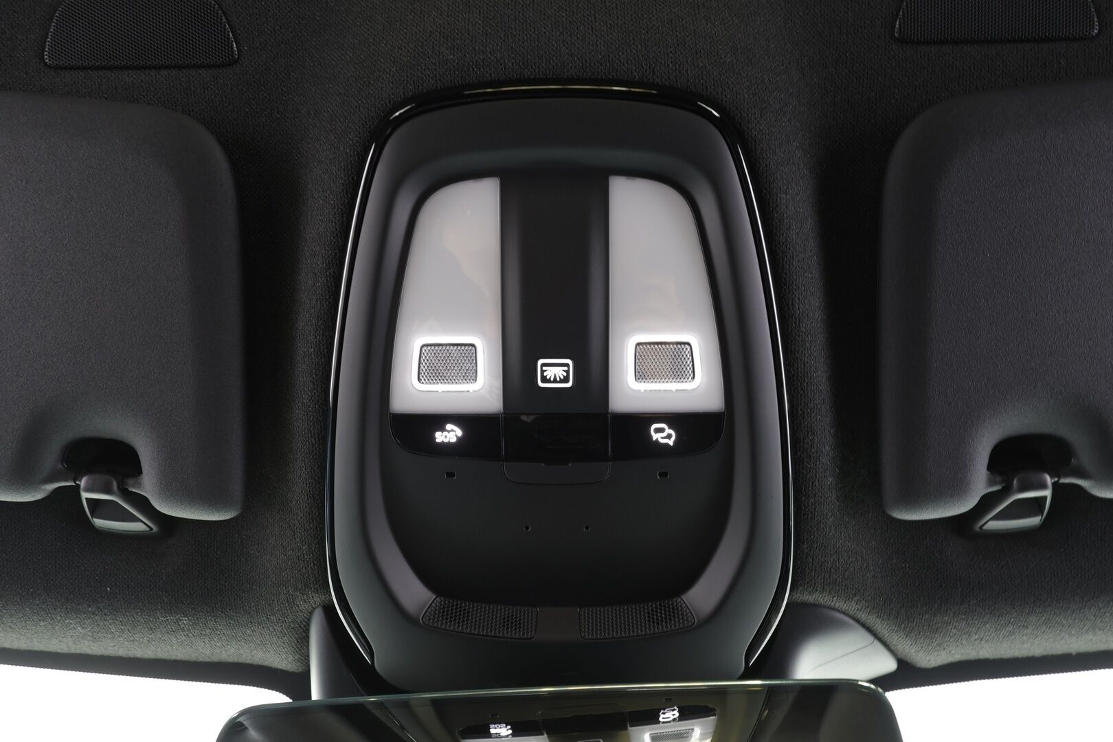 Volvo XC40 2023 Recharge Single Plus aut - | ACC | ILP | Koukku | BLIS | Muistipenkki | P.Kamera | Navi / LED | Keyless | Ratinlämmitin | 1.Om Suomi-auto | Kahdet renkaat aluvanteilla | Merkkihuollettu |