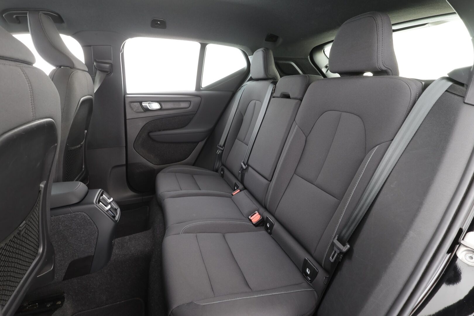 Volvo XC40 2023 Recharge Single Plus aut - | ACC | ILP | Koukku | BLIS | Muistipenkki | P.Kamera | Navi / LED | Keyless | Ratinlämmitin | 1.Om Suomi-auto | Kahdet renkaat aluvanteilla | Merkkihuollettu |