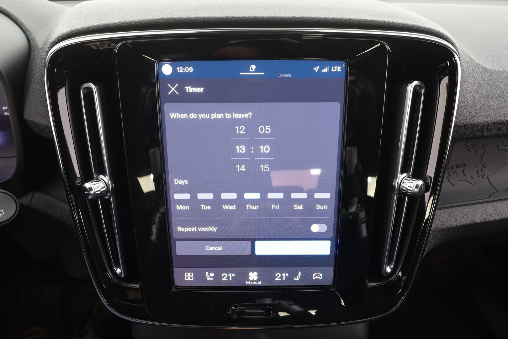 Volvo XC40 2023 Recharge Single Plus aut - | ACC | ILP | Koukku | BLIS | Muistipenkki | P.Kamera | Navi / LED | Keyless | Ratinlämmitin | 1.Om Suomi-auto | Kahdet renkaat aluvanteilla | Merkkihuollettu |