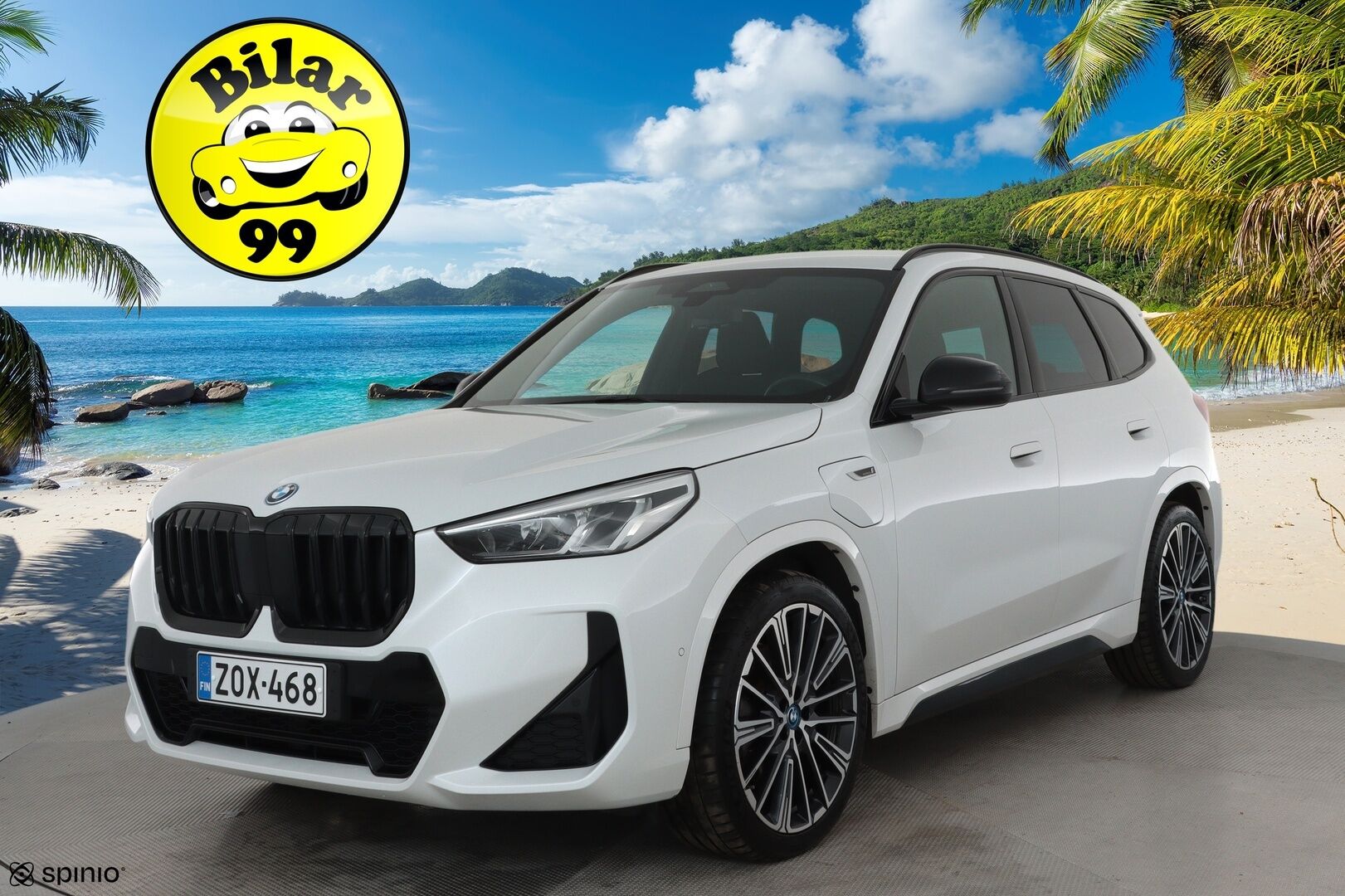 BMW X1 2023 U11 30e xDrive Charged Edition M Sport **Koukku / P.kamera / LED-valot / Harman/Kardon / Hierova Sportpenkki Muistilla** - 3,99 % KORKOTARJOUS TÄHÄN AUTOON - 1-om Suomi-auto / 2x Latauskaapelit / Kahdet Renkaat