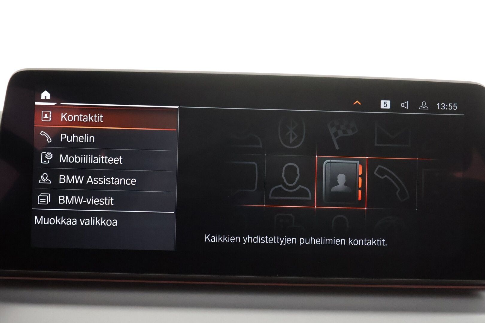 BMW 520 2023 G31 Touring 520d A xDrive MHEV * Webasto / Koukku / ACC / Adapt.LED / P.kamera / Sportnahat * - 1-om Suomi-auto / Kahdet renkaat aluvanteilla / Merkkihuollot