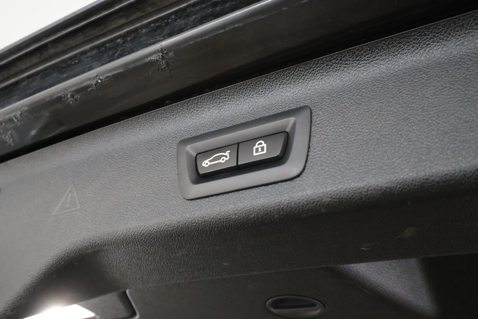 BMW 520 2023 G31 Touring 520d A xDrive MHEV * Webasto / Koukku / ACC / Adapt.LED / P.kamera / Sportnahat * - 1-om Suomi-auto / Kahdet renkaat aluvanteilla / Merkkihuollot