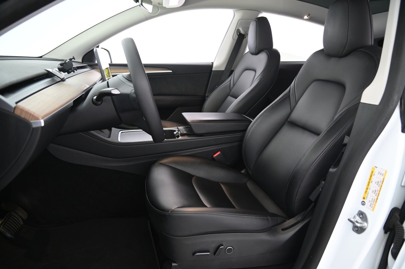 Tesla Model Y 2022 Dual Motor Long Range - Long Range - | ILP | Matrix-Led | Lasikatto | ACC | Premium audio | Sähkönahat