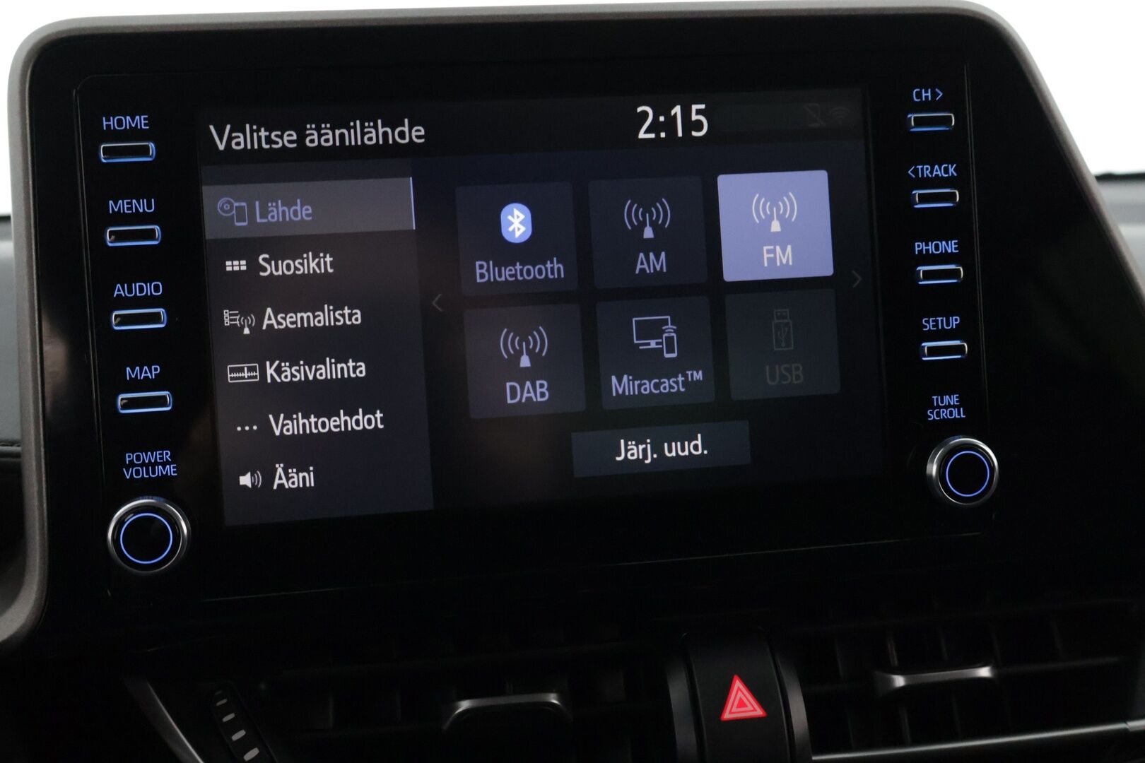 Toyota C-HR 2022 1,8 Hybrid Active * ACC / P.Kamera / LED / Kaistavahti * - Merkkihuollettu / 2x Renkaat & Vanteet / Seuraava katsastus 12/2027