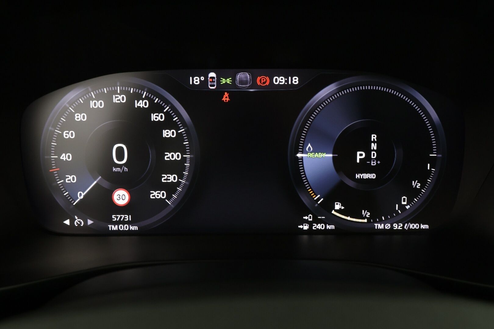 Volvo XC40 2022 T4 TwE Business Inscription aut *Panoramakatto/ Pienet kilsat / Vakkari - Huippusiisti / Hyvin pidetty / Kattavasti varusteltu!