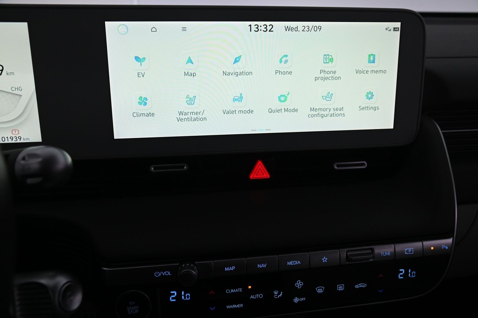 Hyundai IONIQ 5 2022 305 hv AWD Project 45 - Vetokoukku | Aurinkopaneelikatto | BOSE | HUD |360 | ILP | Ilmastoidut Ist. | ACC | KeyLess | 