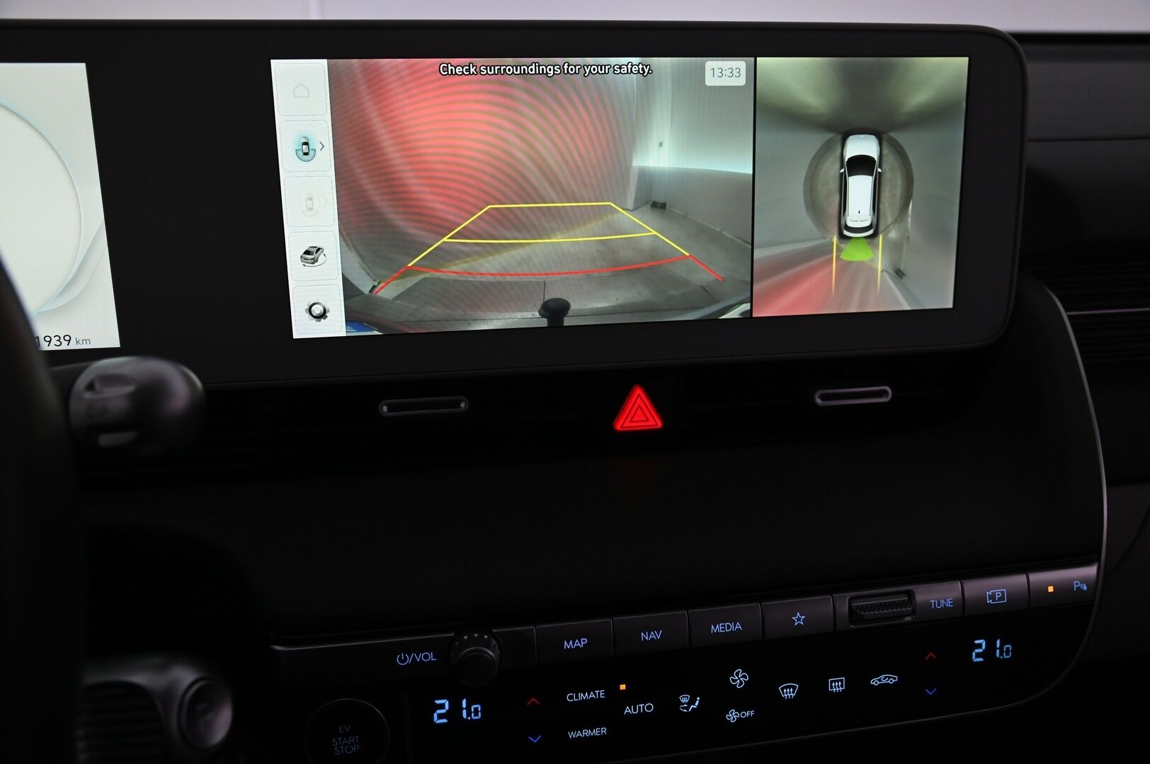 Hyundai IONIQ 5 2022 305 hv AWD Project 45 - Vetokoukku | Aurinkopaneelikatto | BOSE | HUD |360 | ILP | Ilmastoidut Ist. | ACC | KeyLess | 