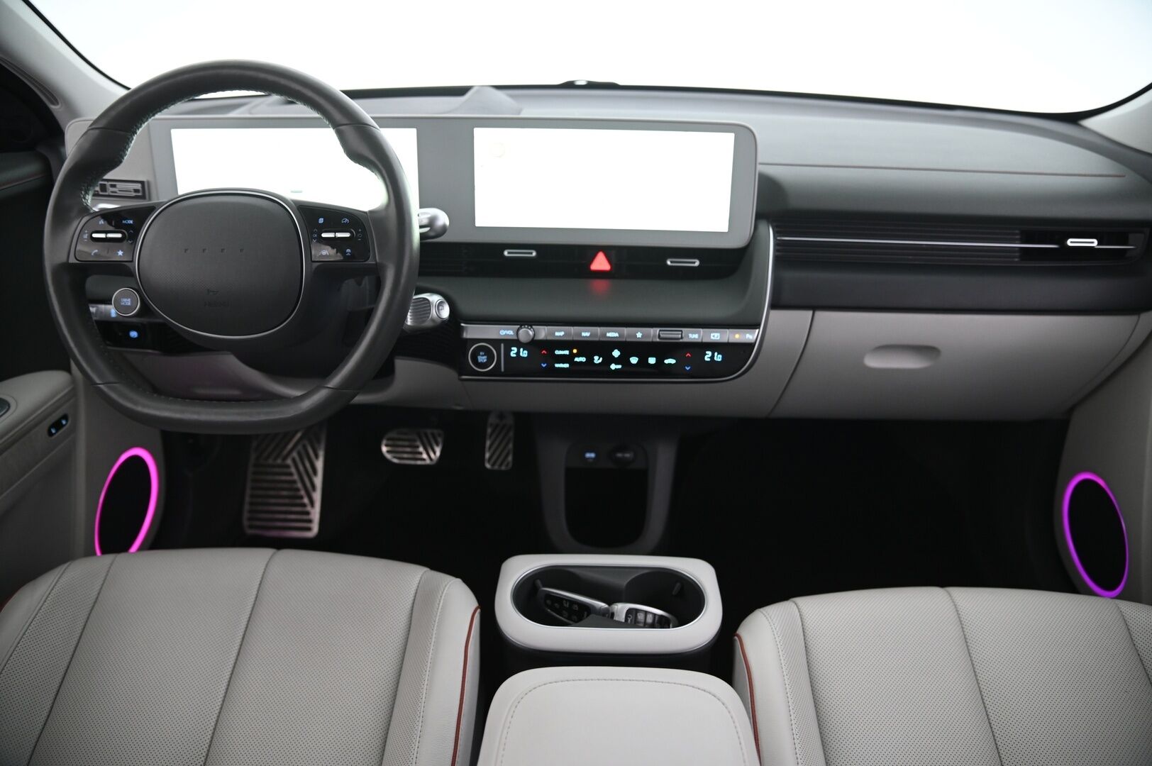Hyundai IONIQ 5 2022 305 hv AWD Project 45 - Vetokoukku | Aurinkopaneelikatto | BOSE | HUD |360 | ILP | Ilmastoidut Ist. | ACC | KeyLess | 