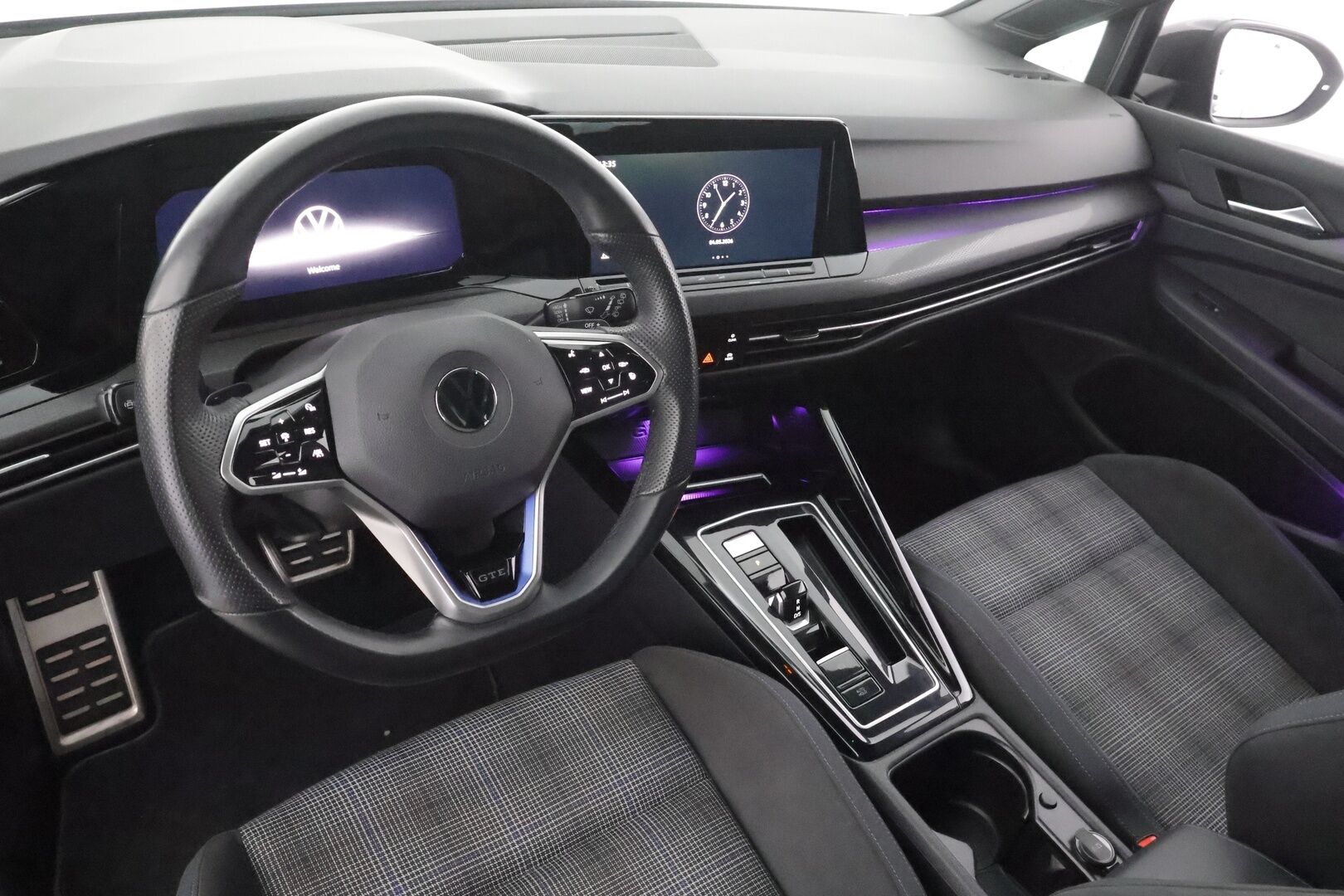 Volkswagen Golf 2023 GTE 180 kW (PHEV) DSG - ACC | Kaistavahti | P.Tutkat | LED | Navi | Sporttipenkit | Ratinlämmitin | Digimittari 