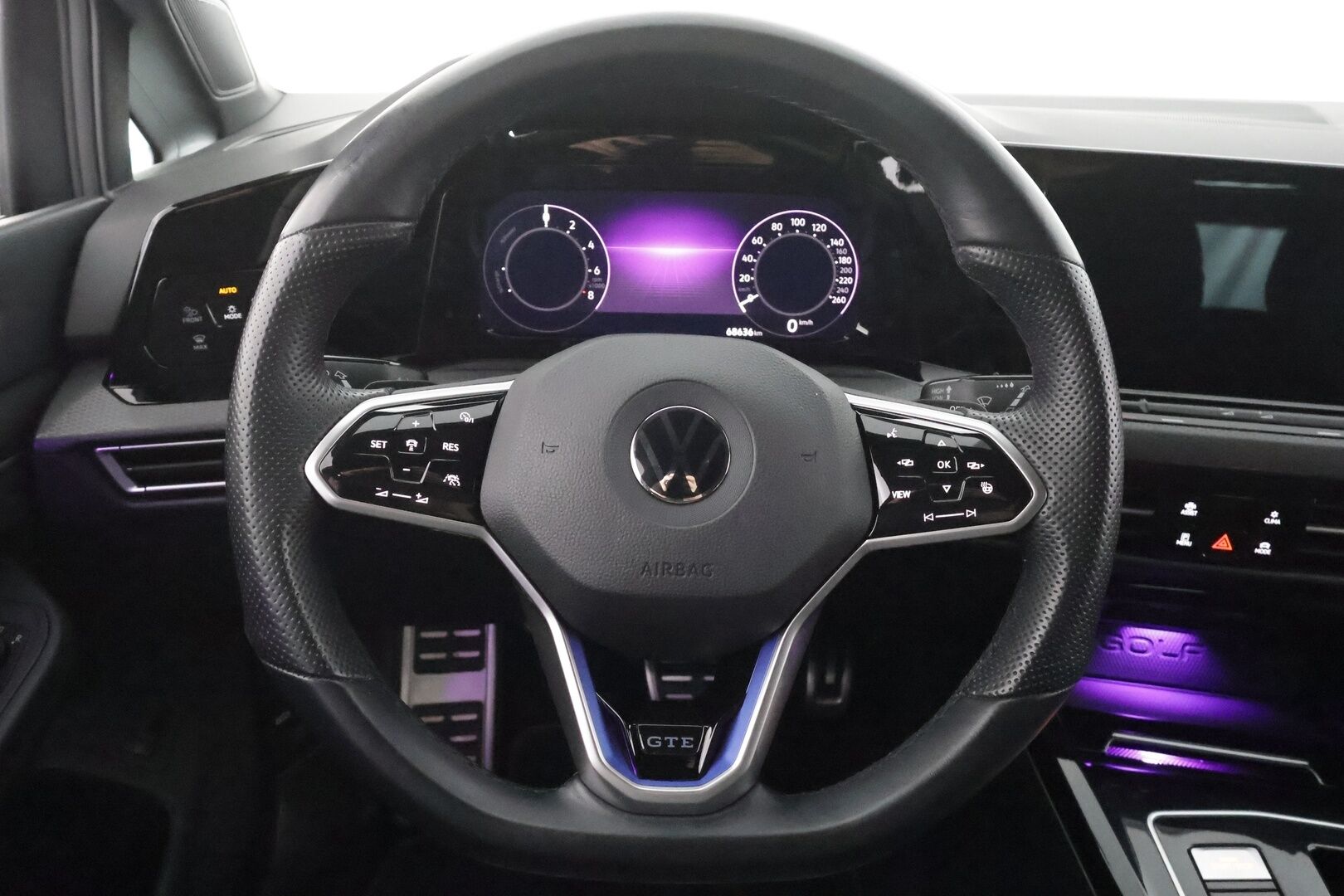 Volkswagen Golf 2023 GTE 180 kW (PHEV) DSG - ACC | Kaistavahti | P.Tutkat | LED | Navi | Sporttipenkit | Ratinlämmitin | Digimittari 