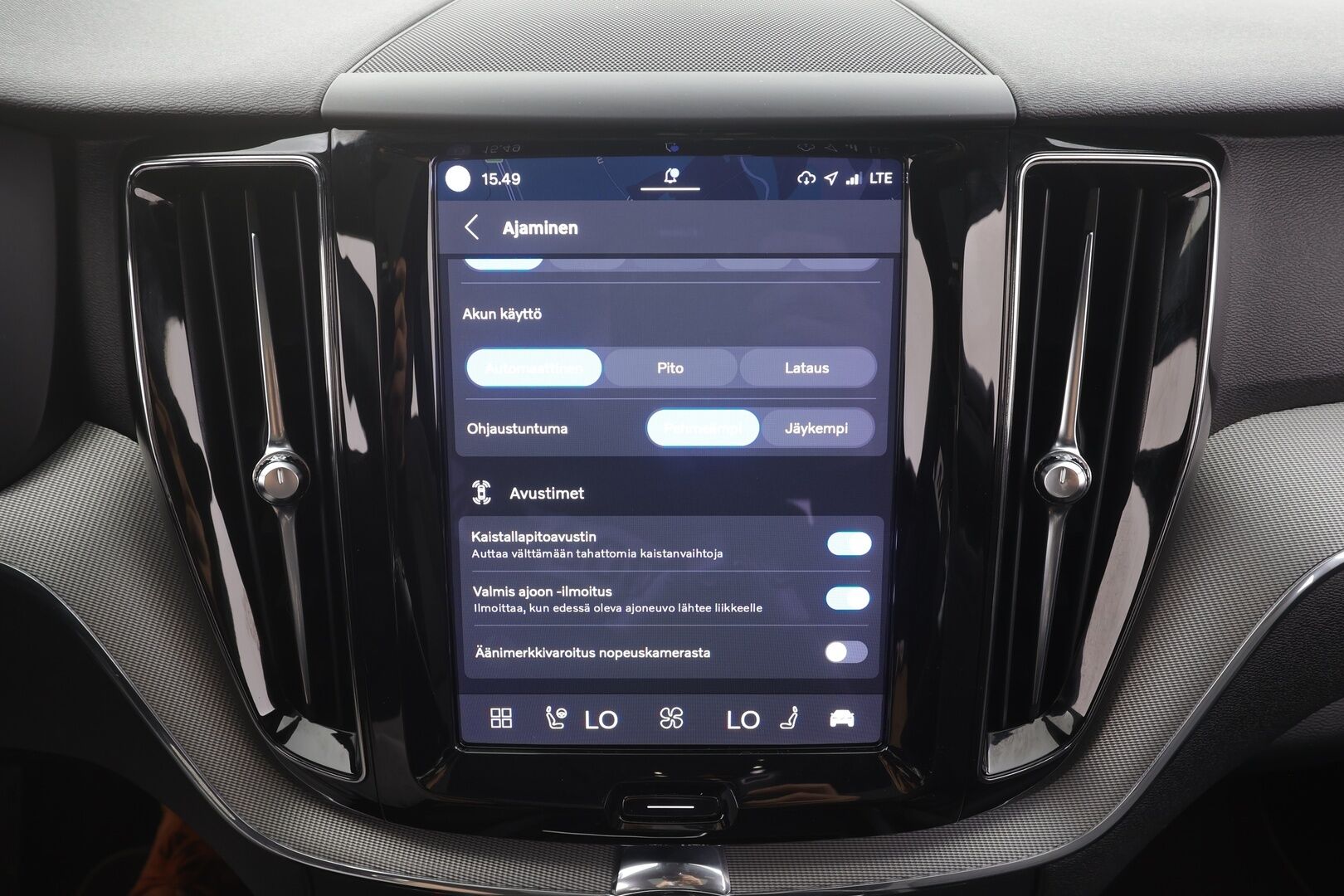 Volvo XC60 2022 T6 TwE AWD Business R-Design aut - | Muistipenkki | Koukku | Puolinahat | Panorama | Keyless | High Perf. Audio | P.kamera | Sähk. takaluukku | 22" vanteet | 2x renkaat aluin | 